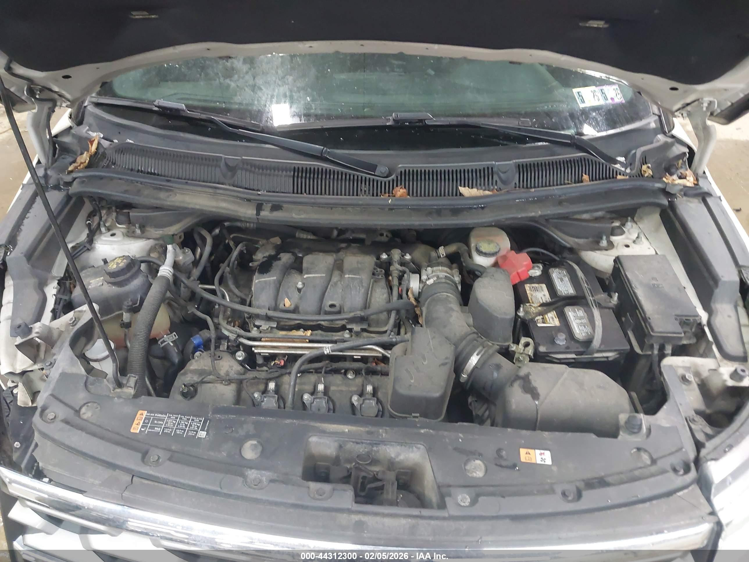 FORD EXPLORER image 10