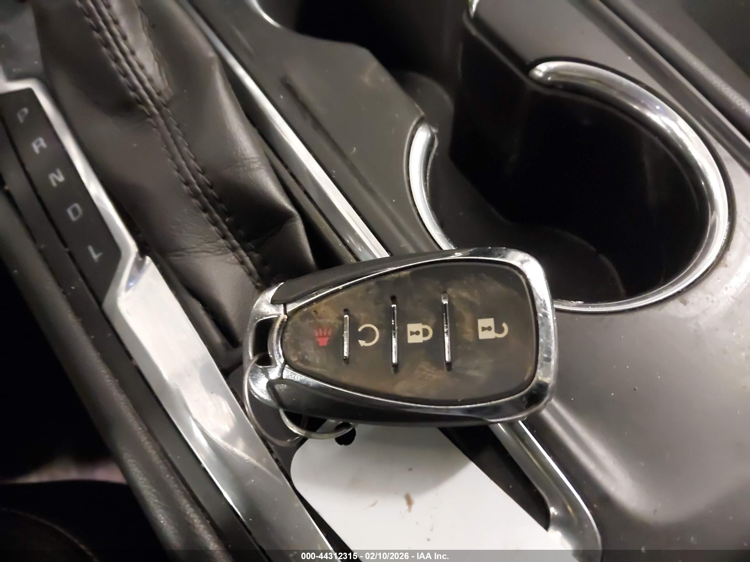 CHEVROLET EQUINOX image 11
