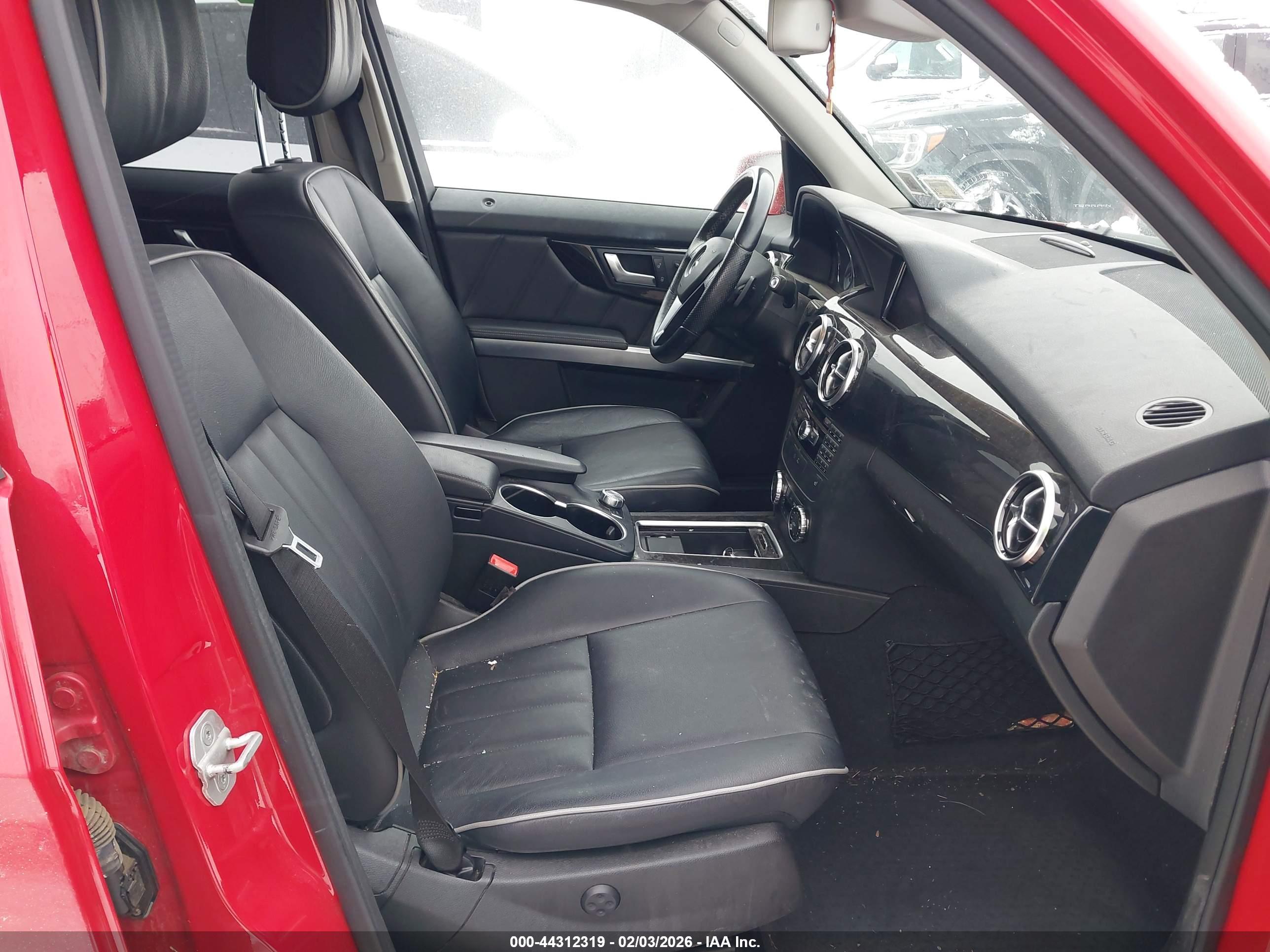 MERCEDES-BENZ GLK image 5