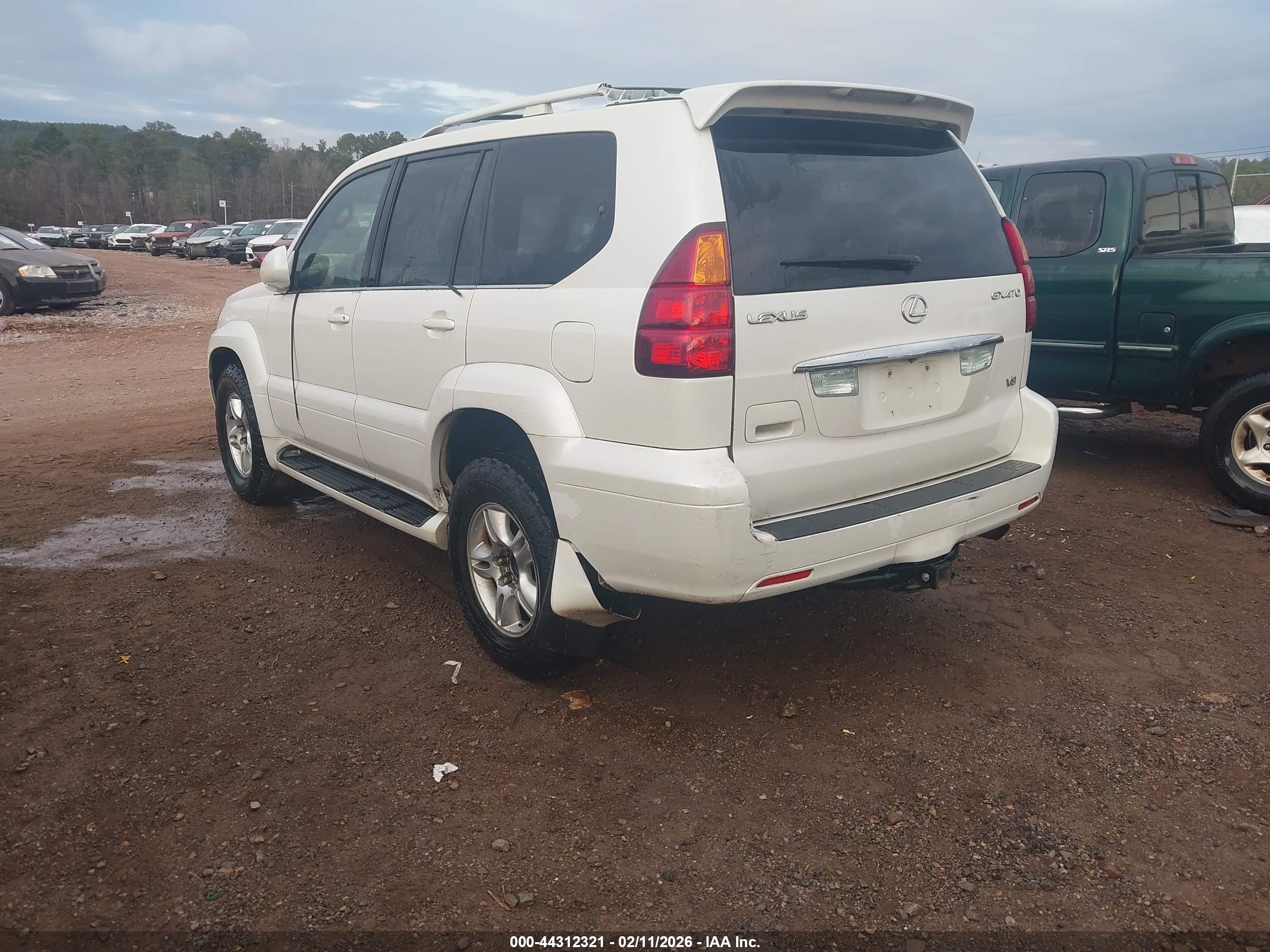 LEXUS GX image 3