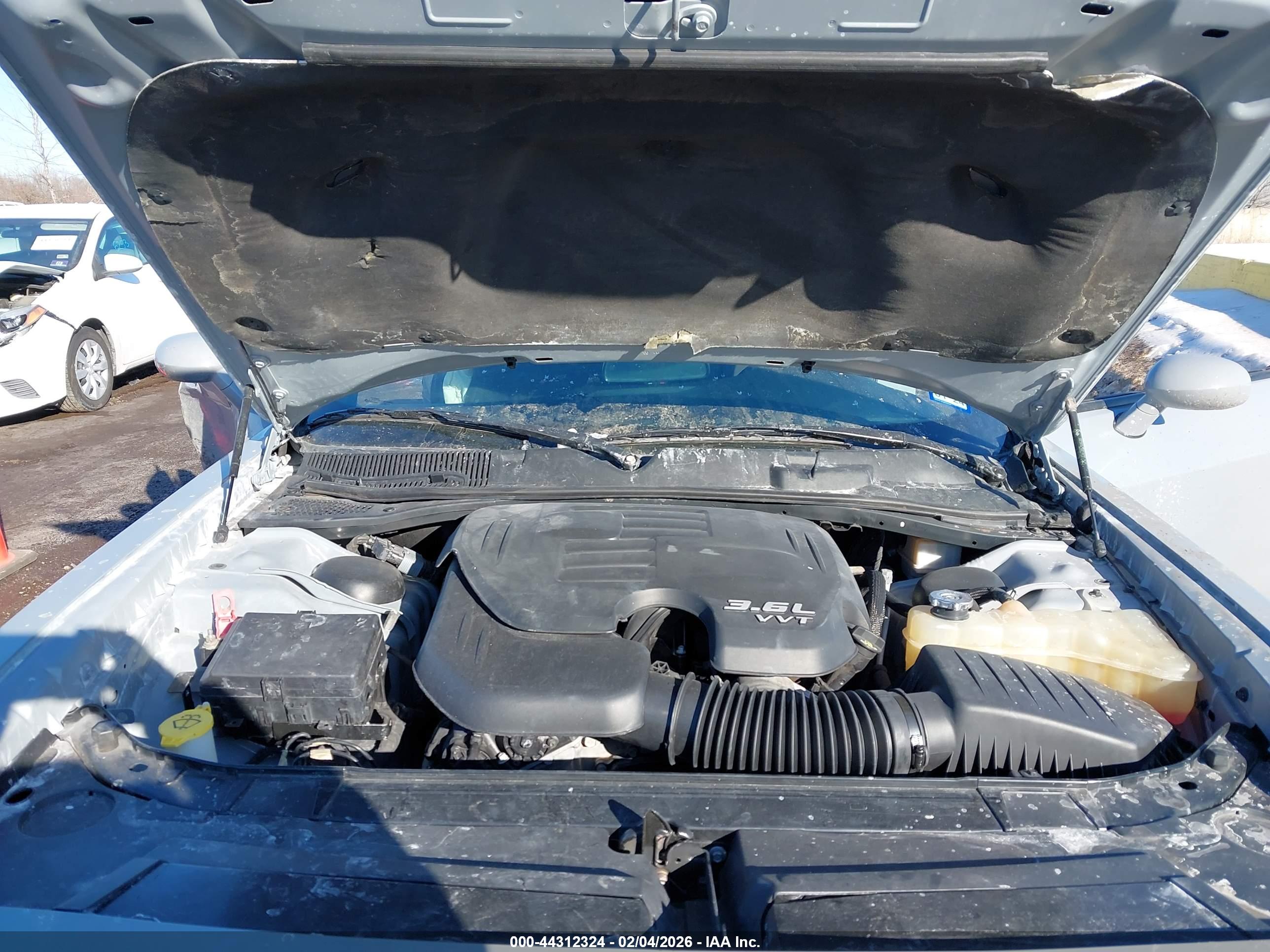 DODGE CHALLENGER image 10