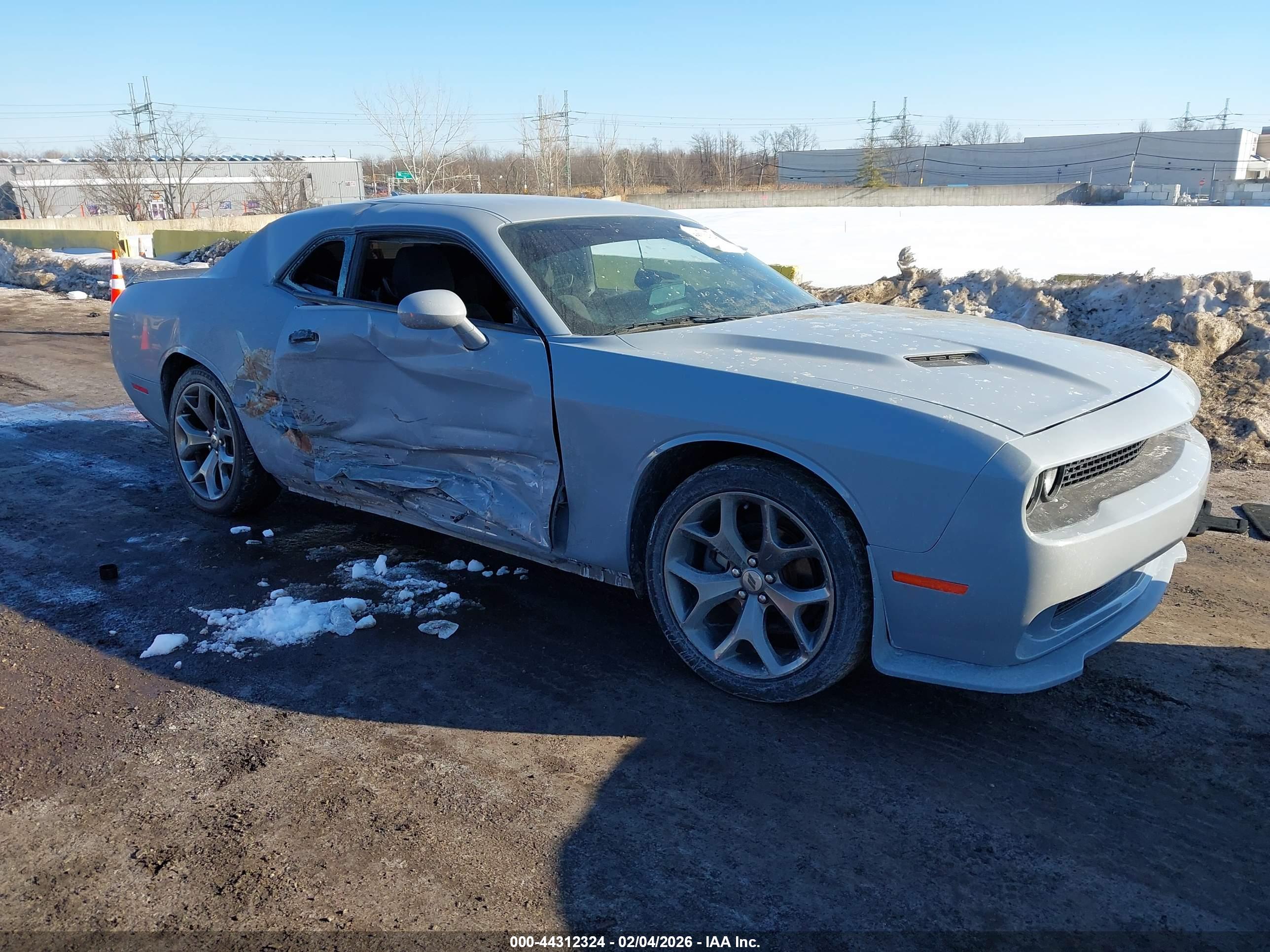 DODGE CHALLENGER image 6