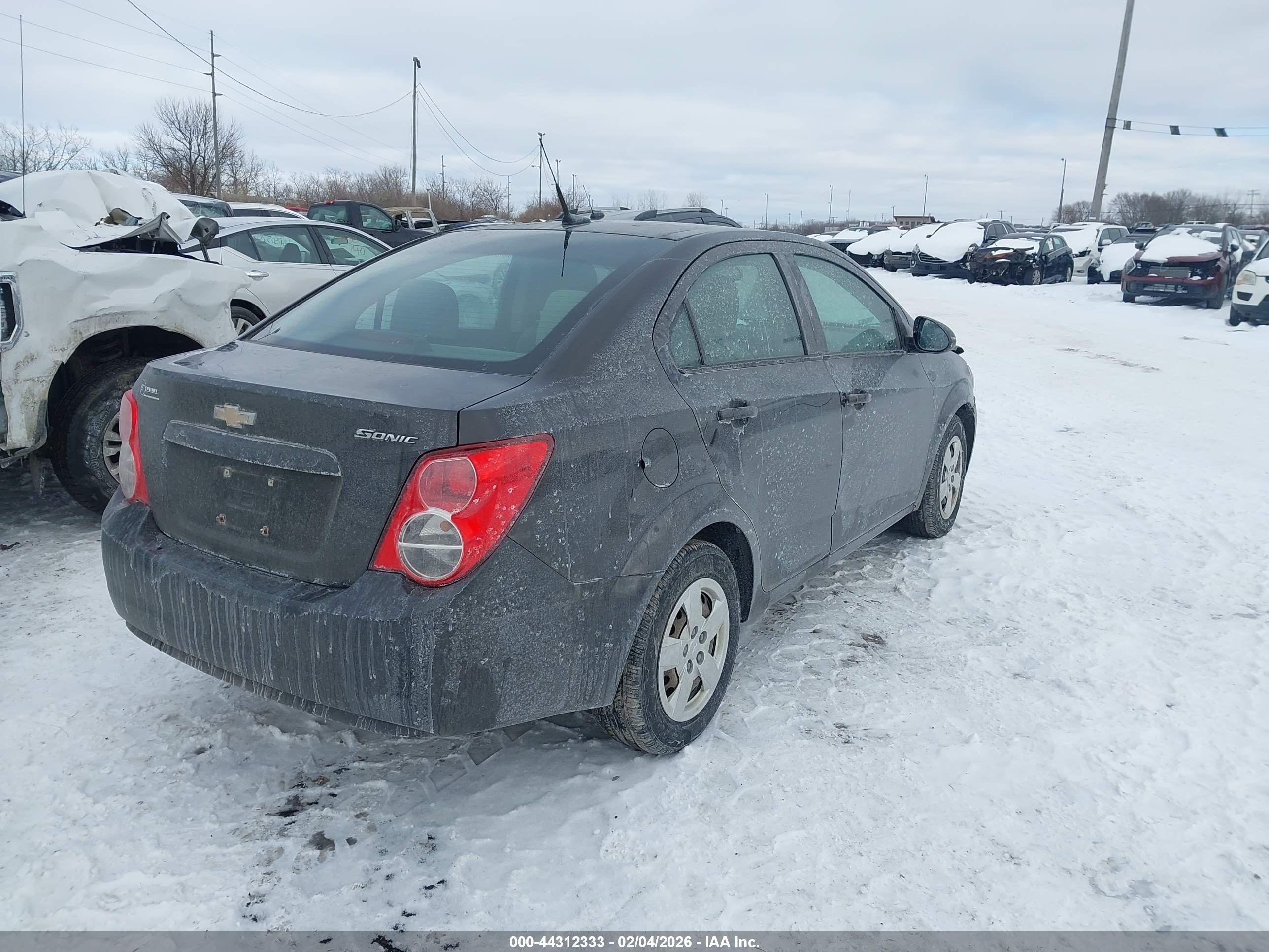 CHEVROLET SONIC image 4