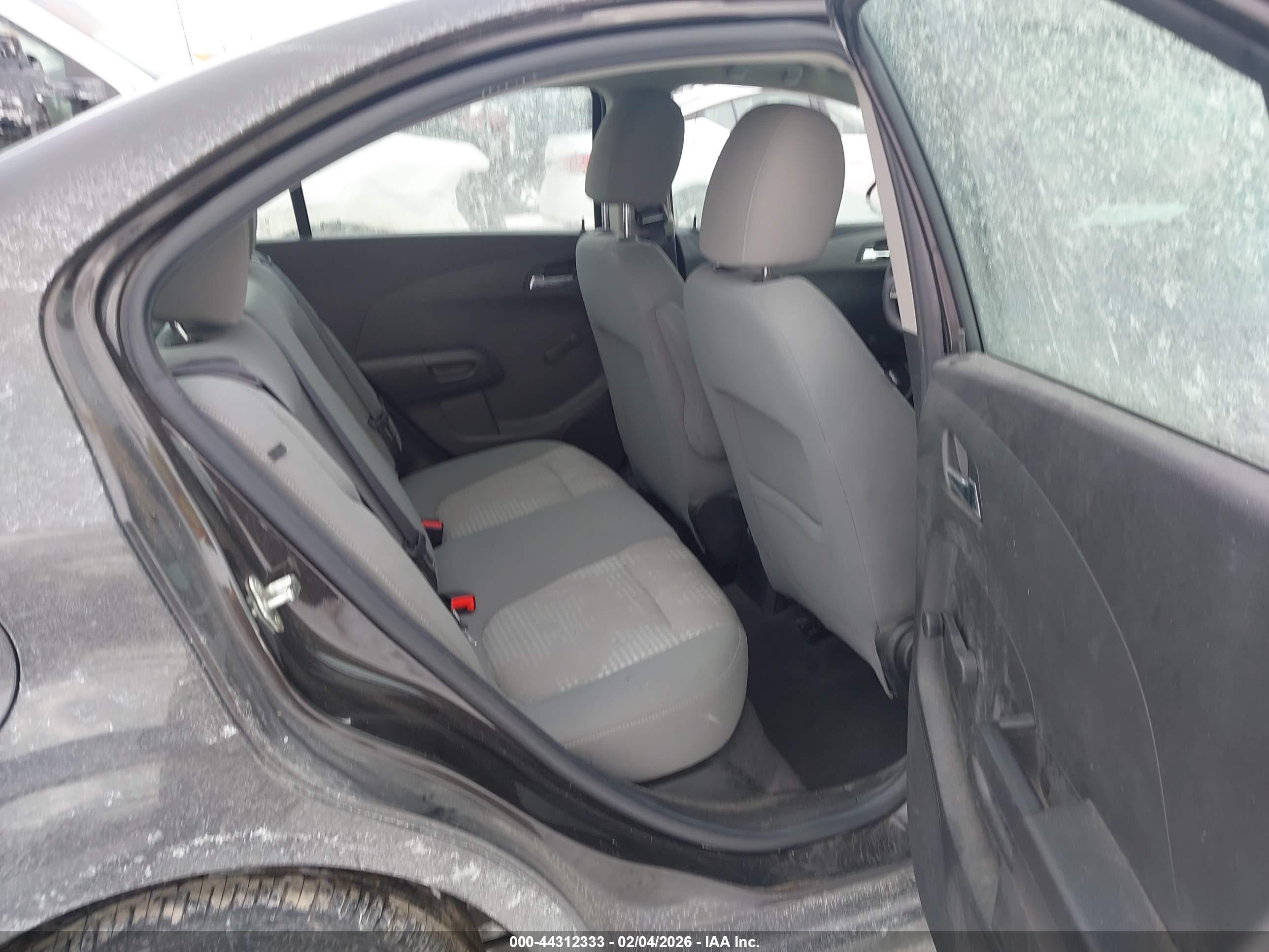 CHEVROLET SONIC image 8