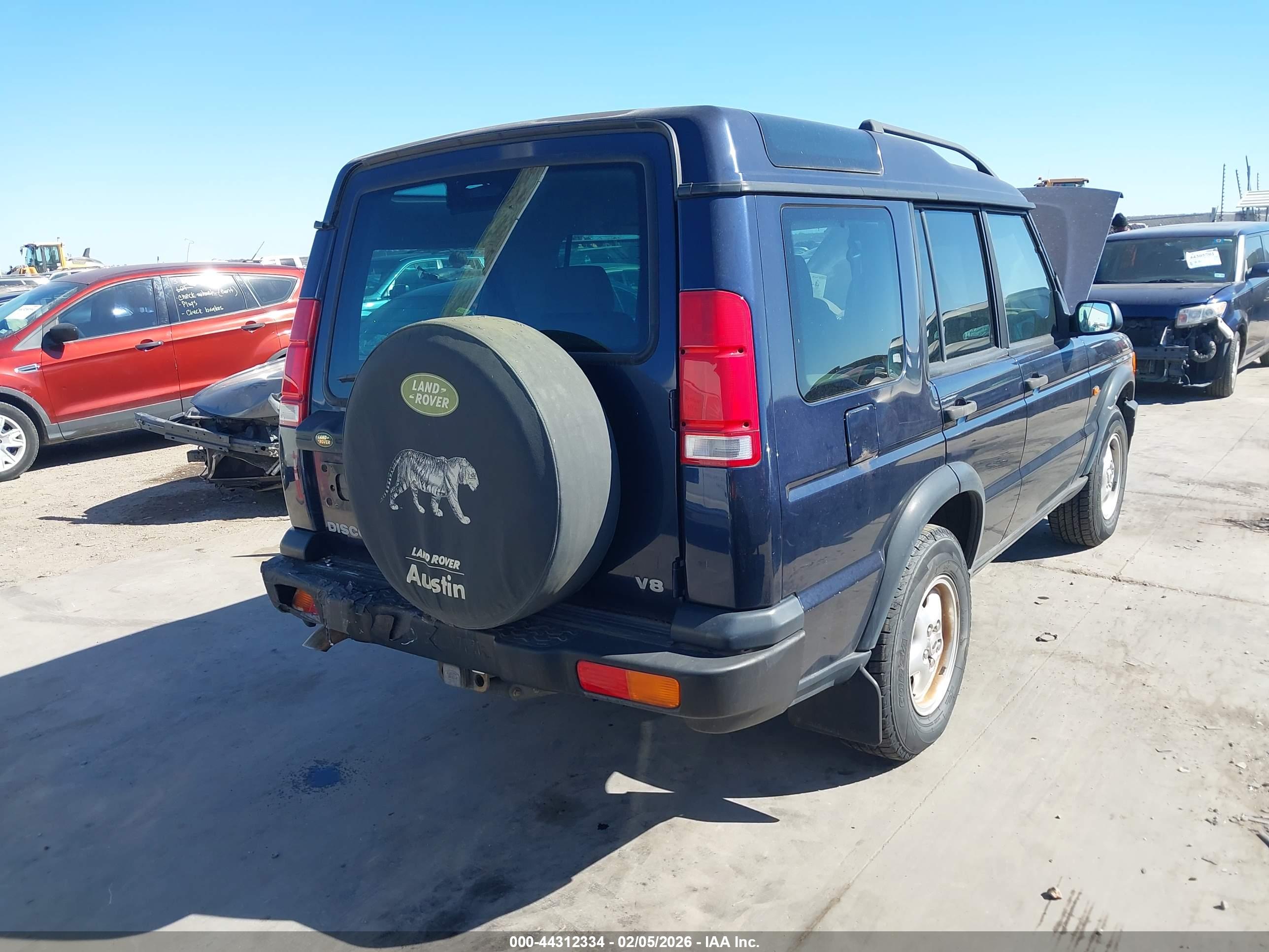 LAND ROVER image 4