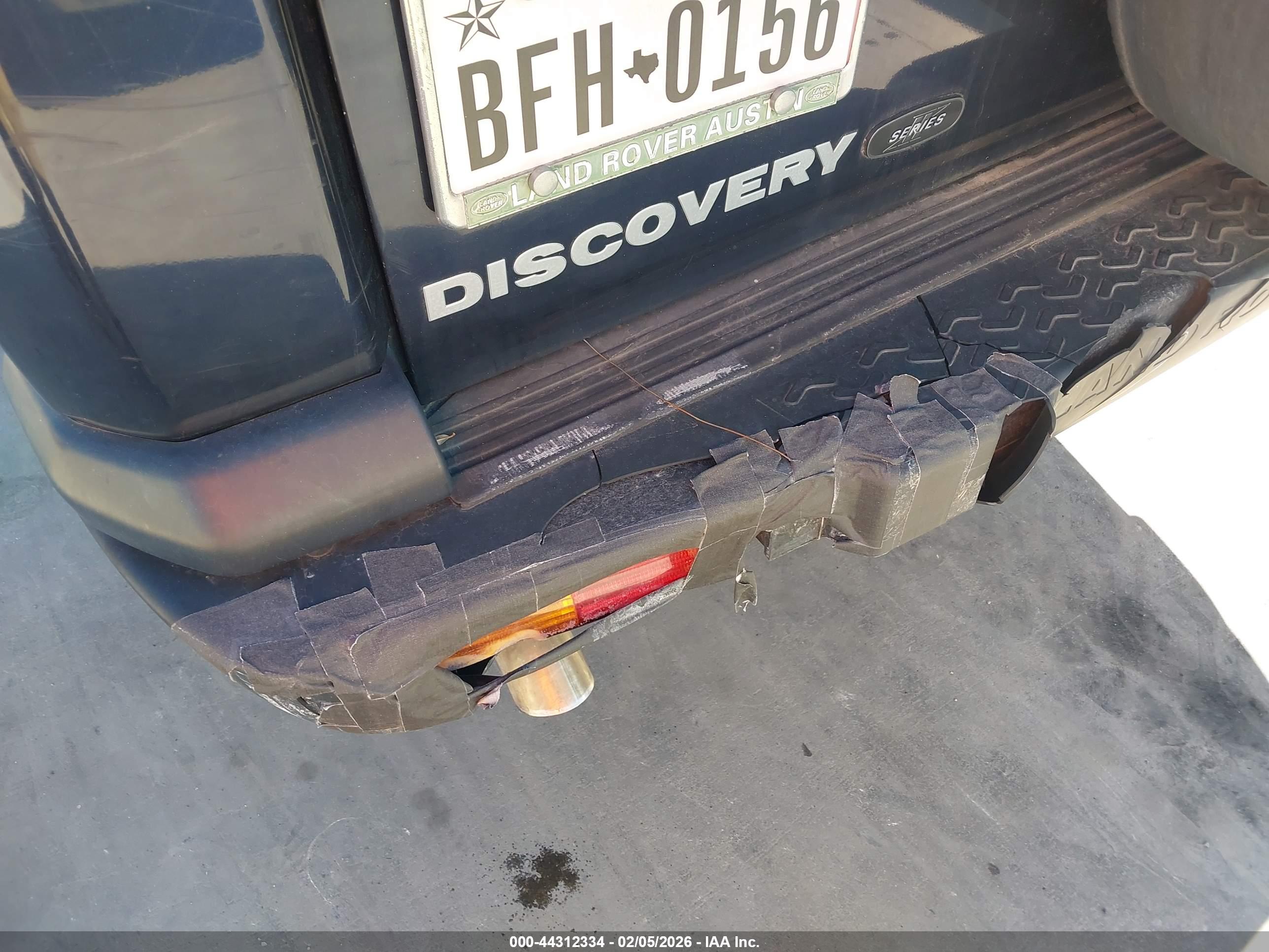 LAND ROVER image 6