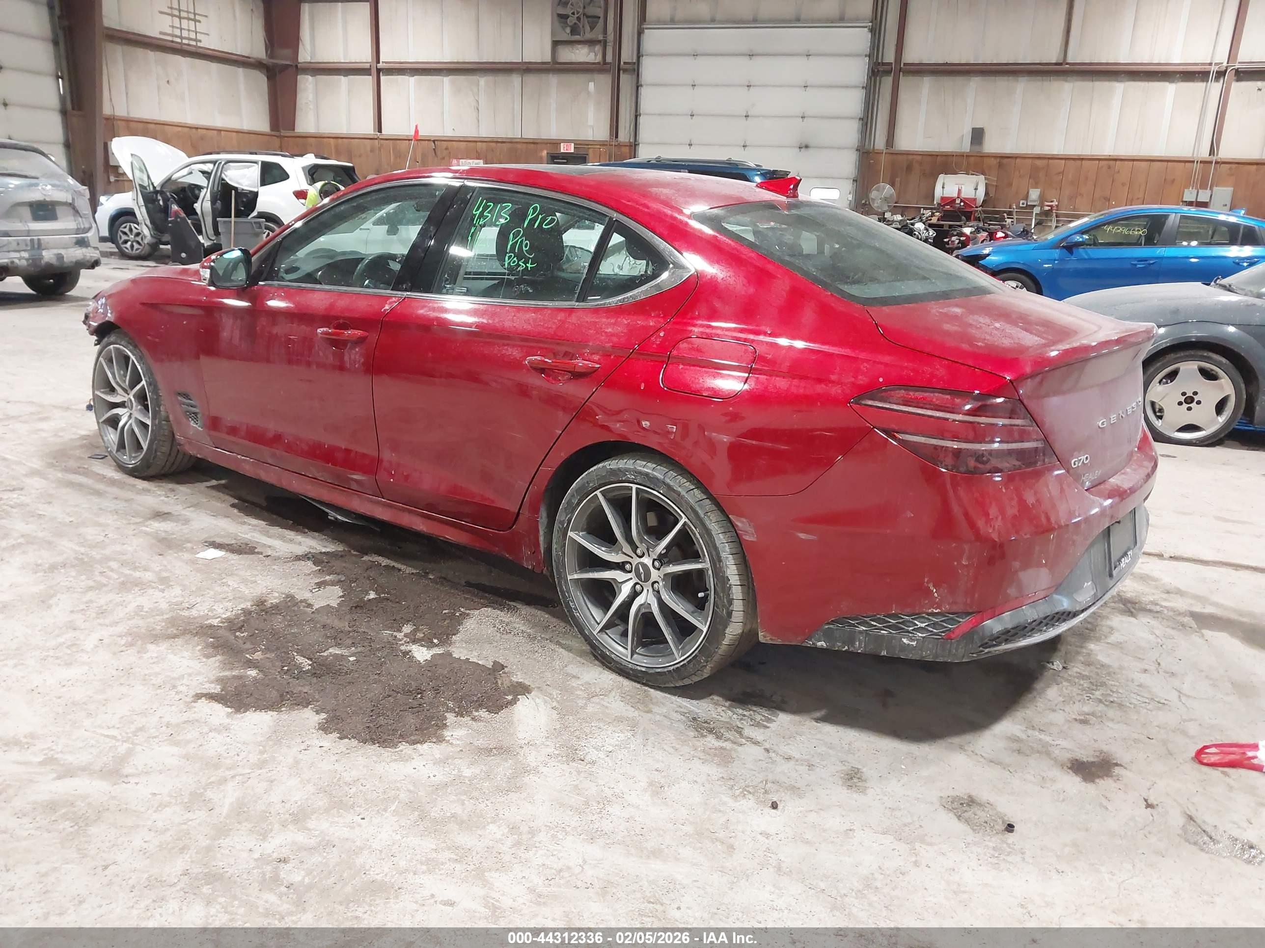 GENESIS G70 image 3