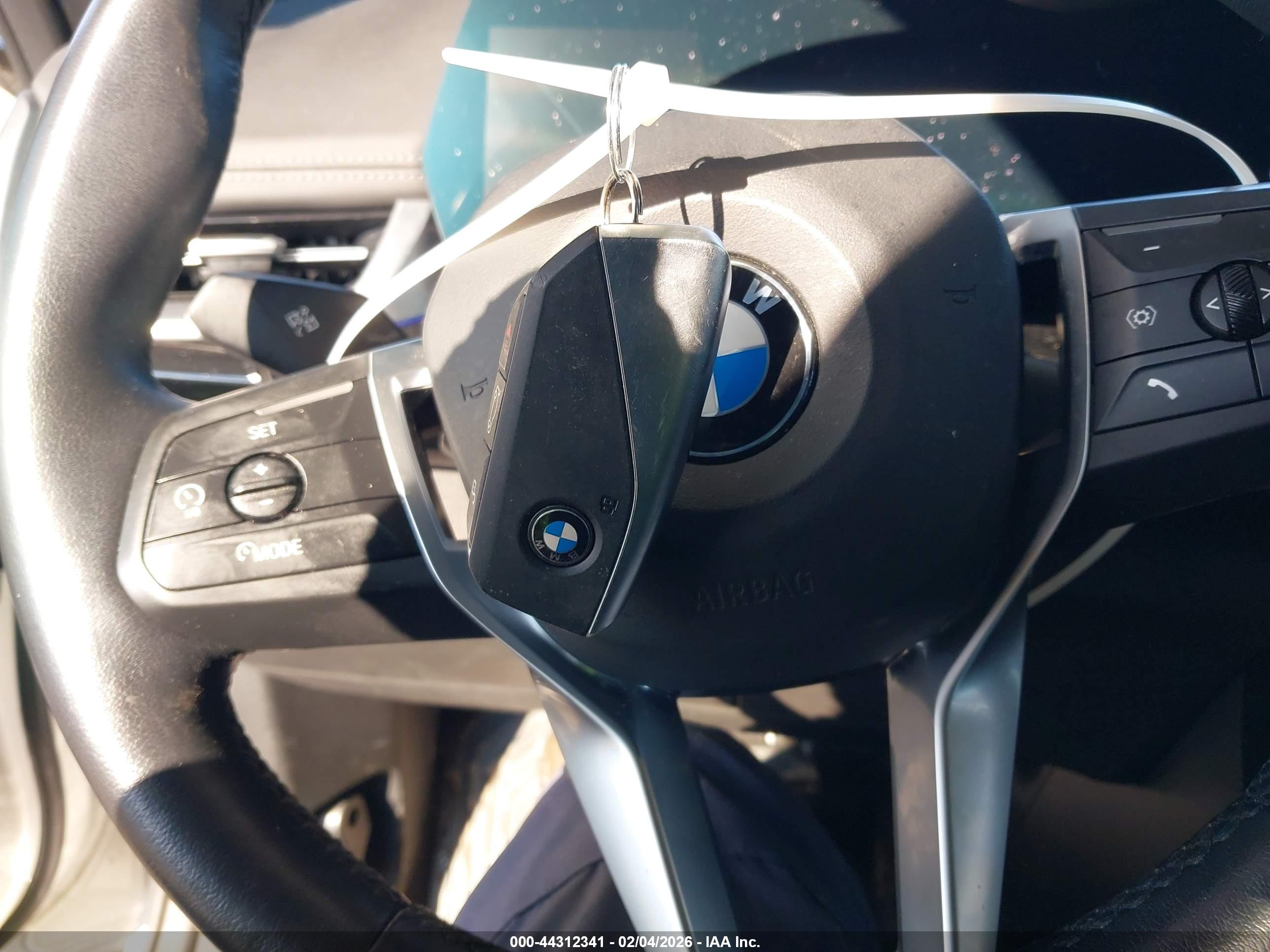 BMW X1 image 11