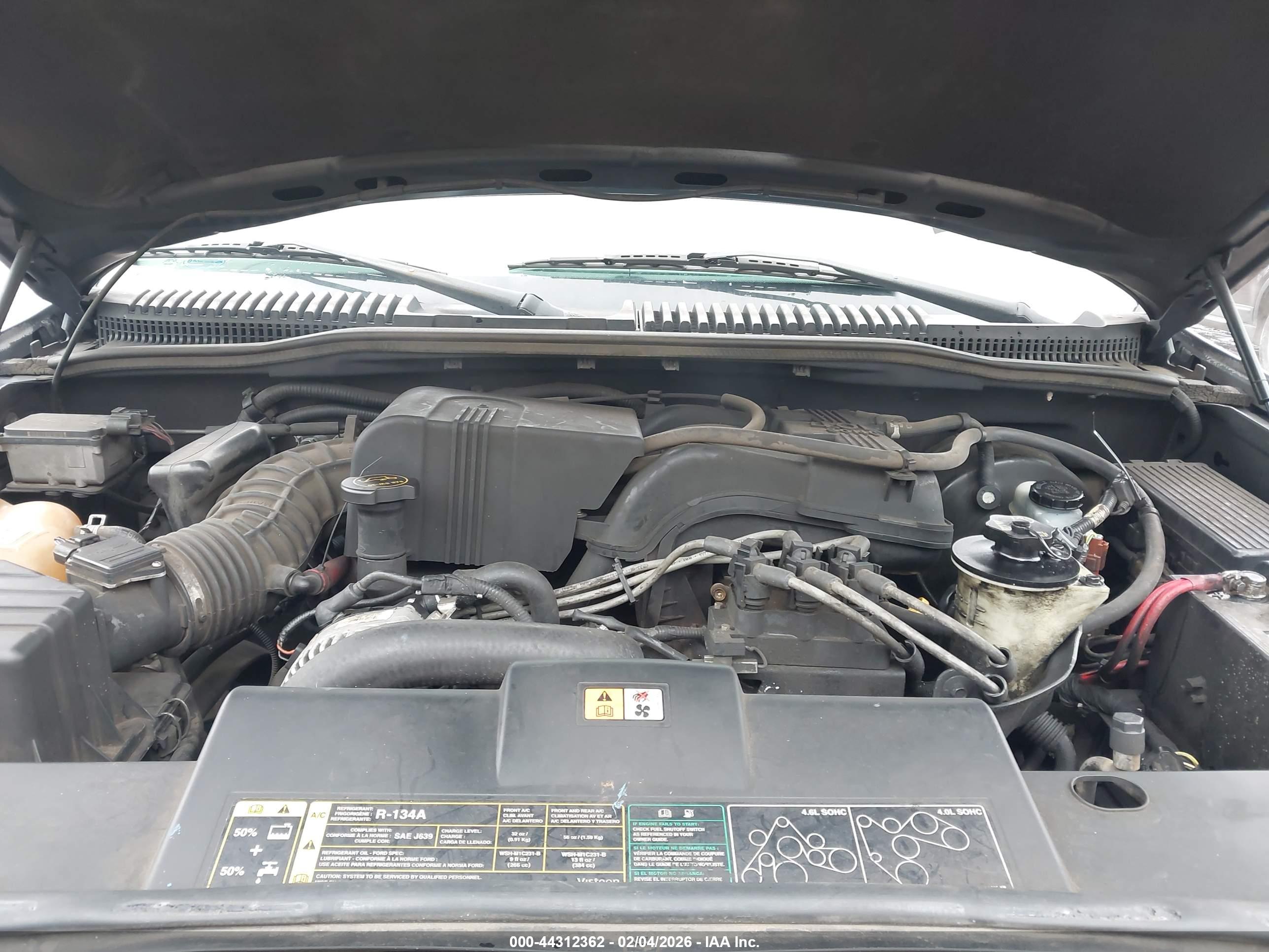 FORD EXPLORER image 10