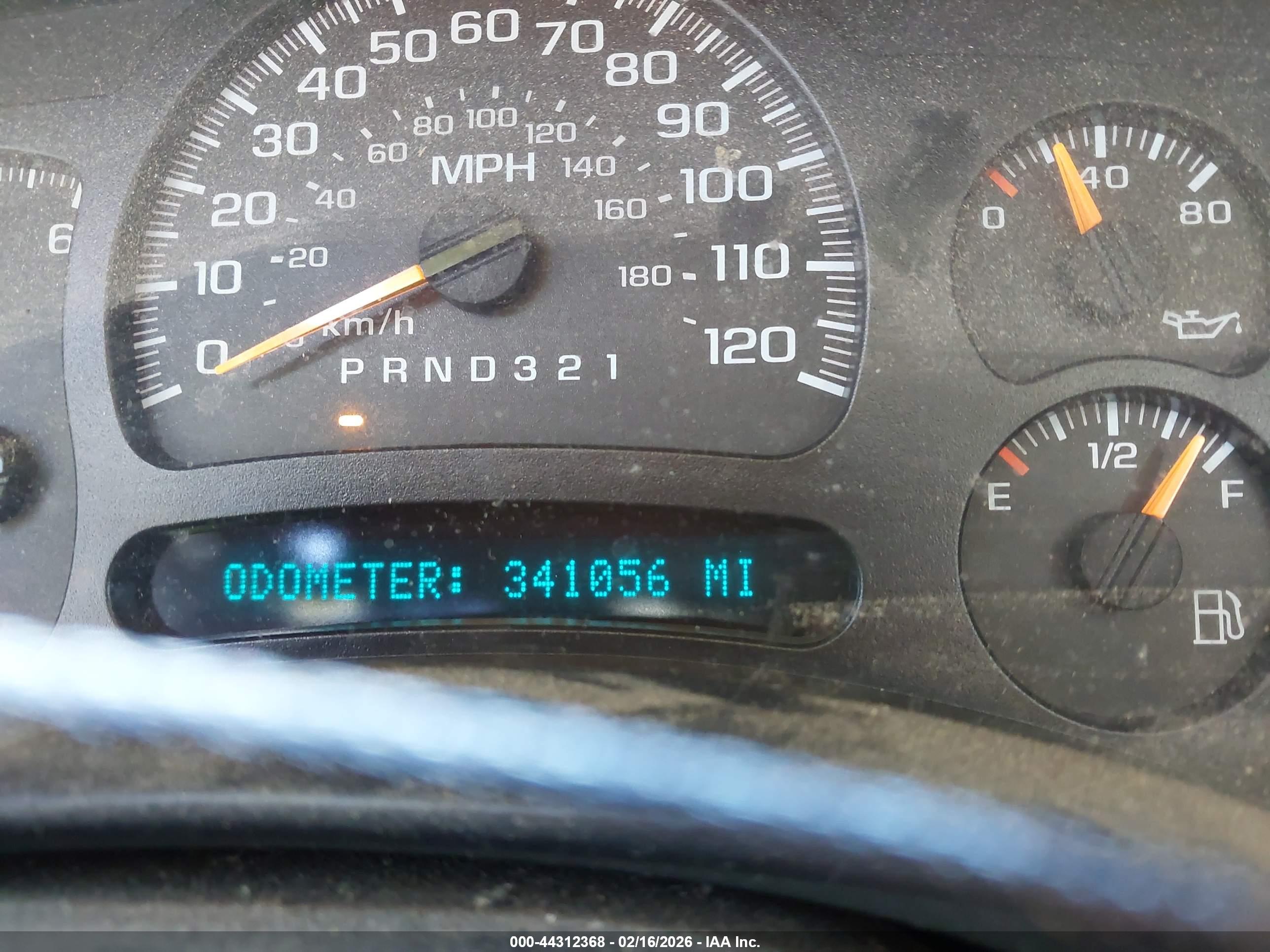 CHEVROLET SILVERADO image 7
