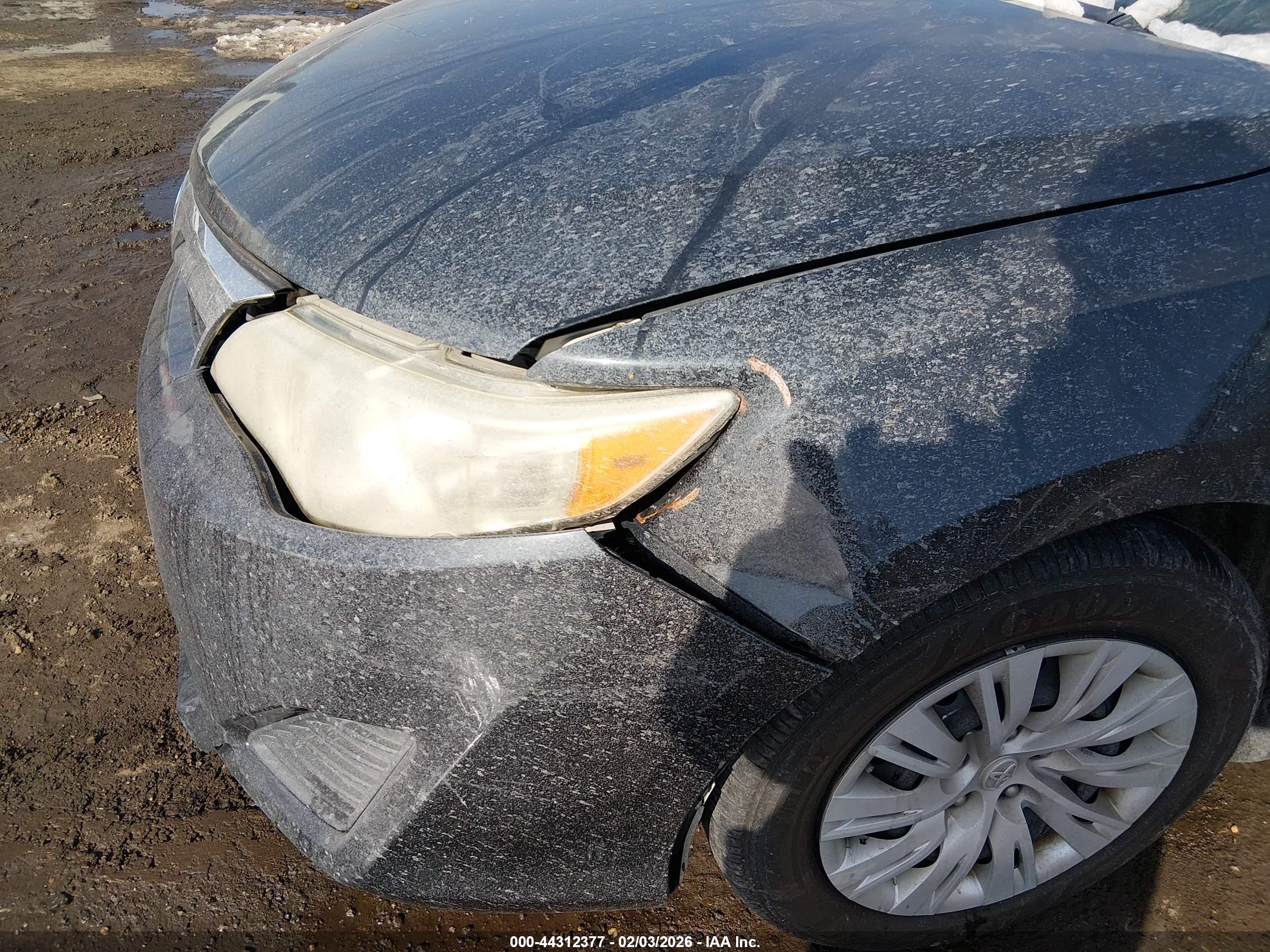 TOYOTA CAMRY image 6