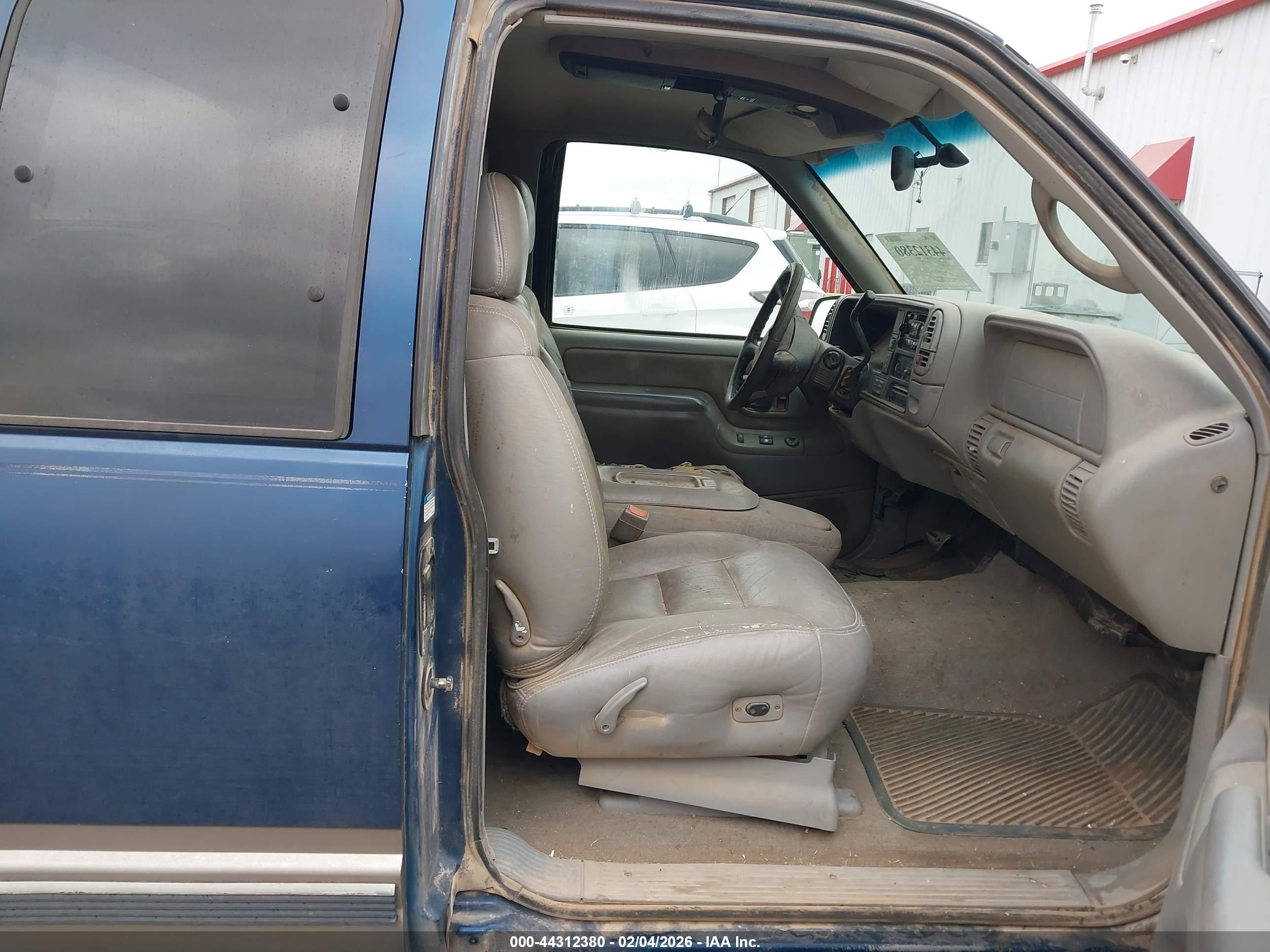 GMC SIERRA image 5