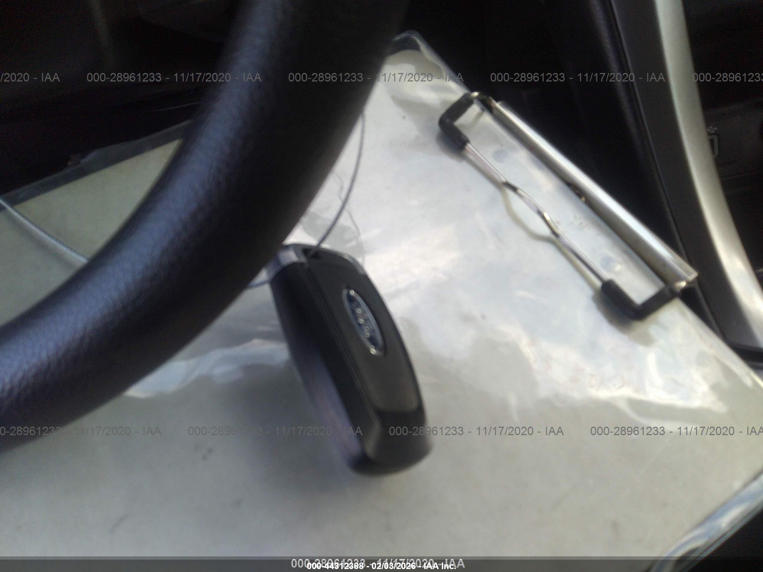 FORD FUSION image 11