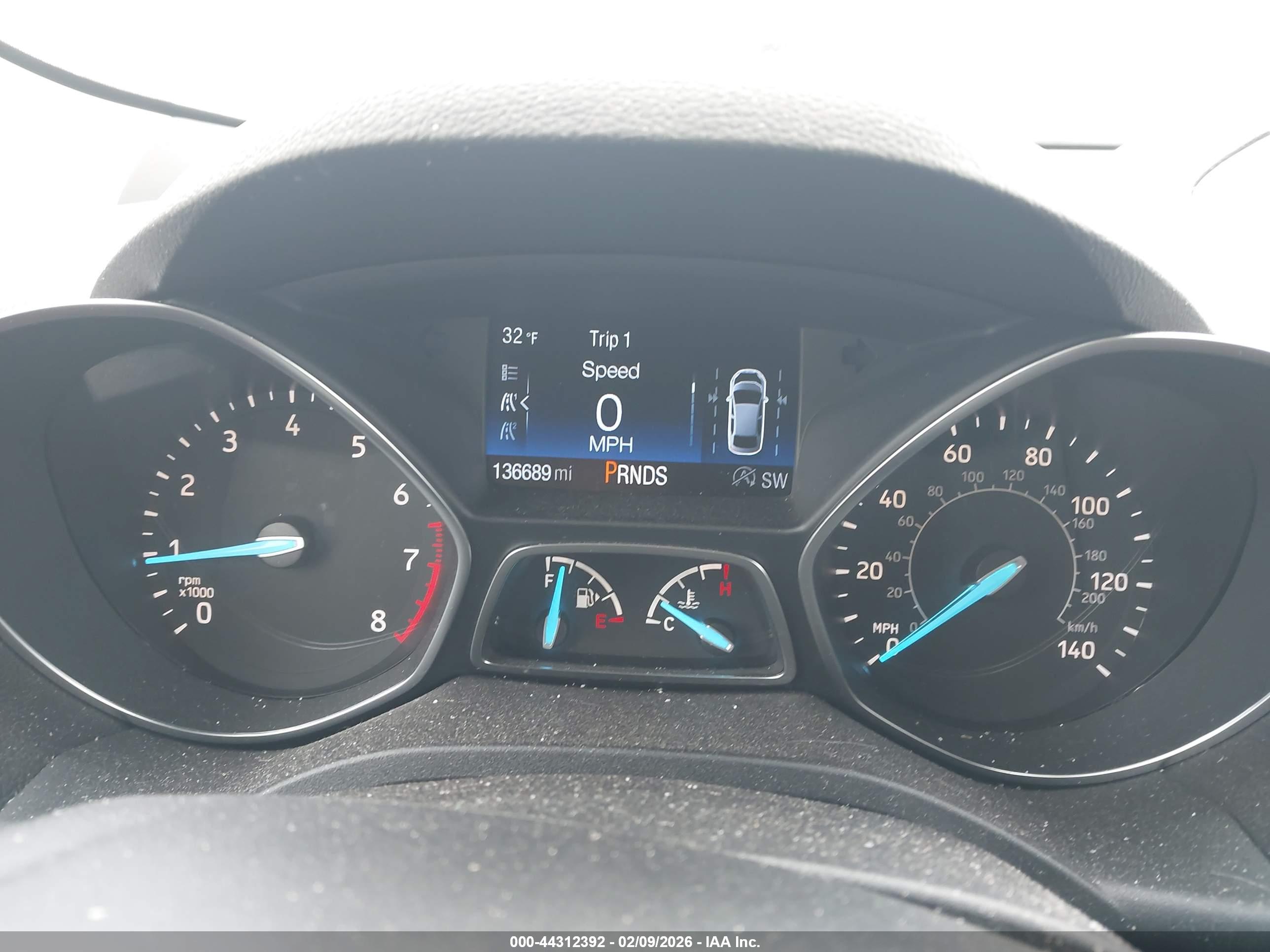 FORD ESCAPE image 7