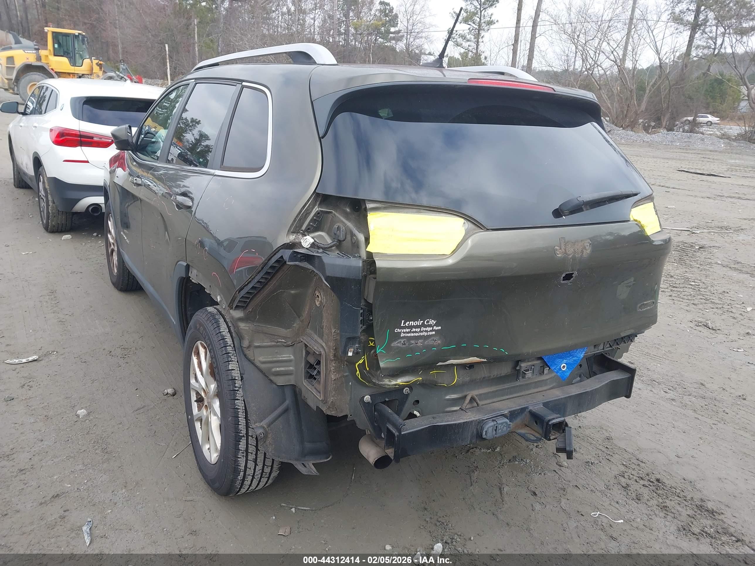 JEEP CHEROKEE image 3