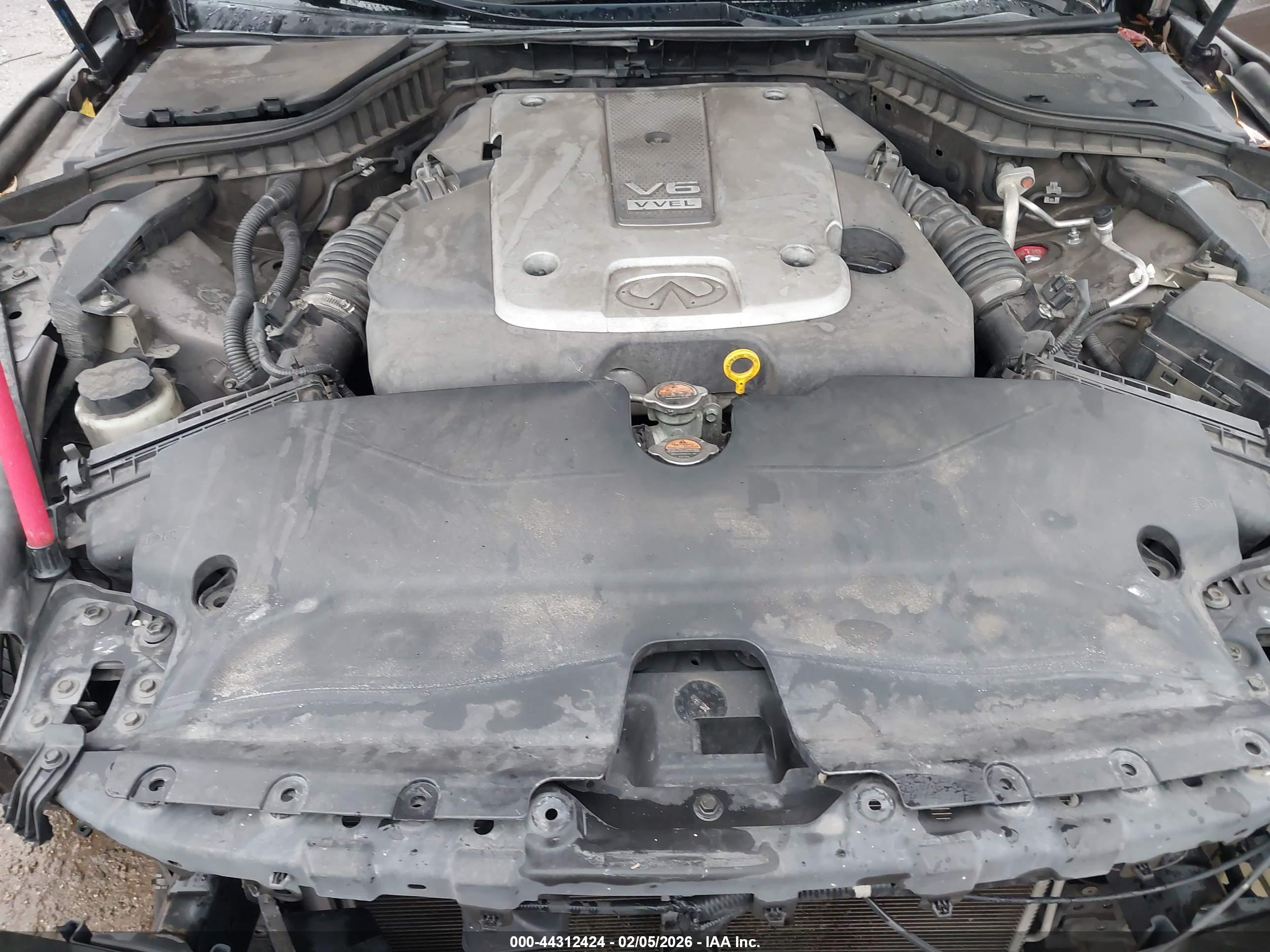 INFINITI Q50 image 10