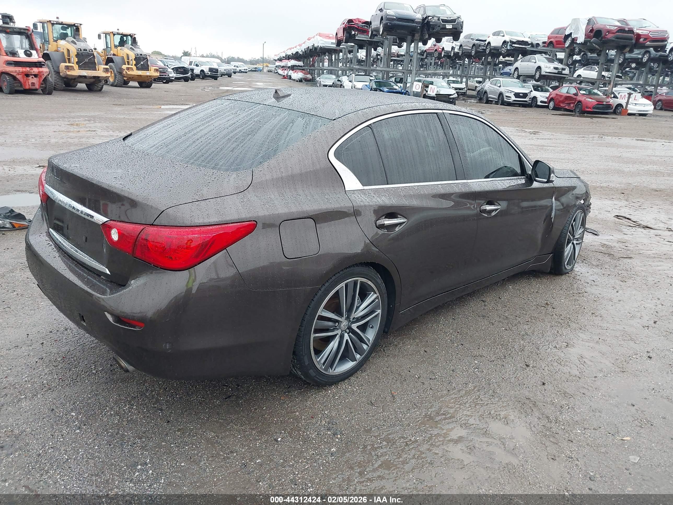 INFINITI Q50 image 4