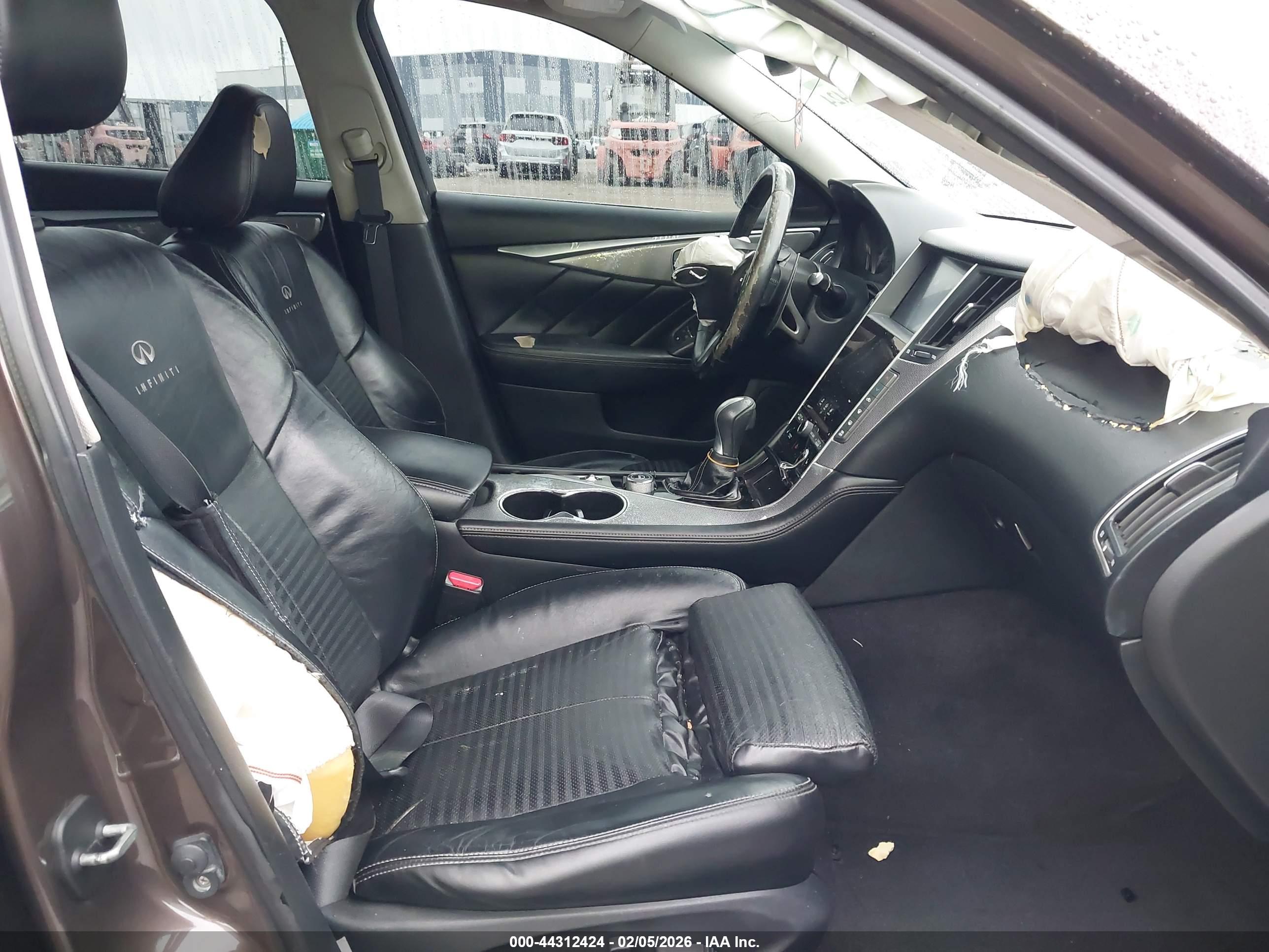INFINITI Q50 image 5