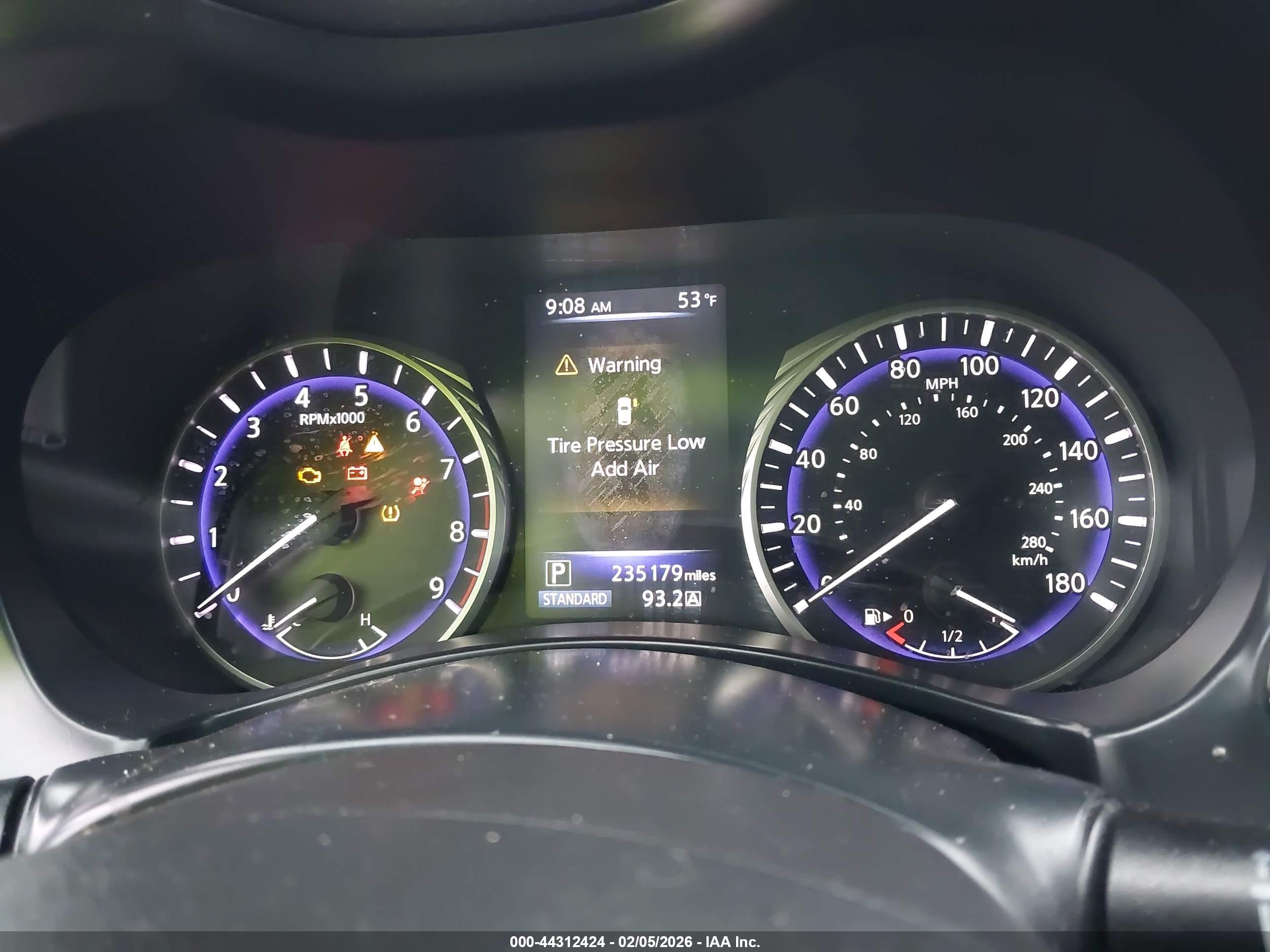 INFINITI Q50 image 7