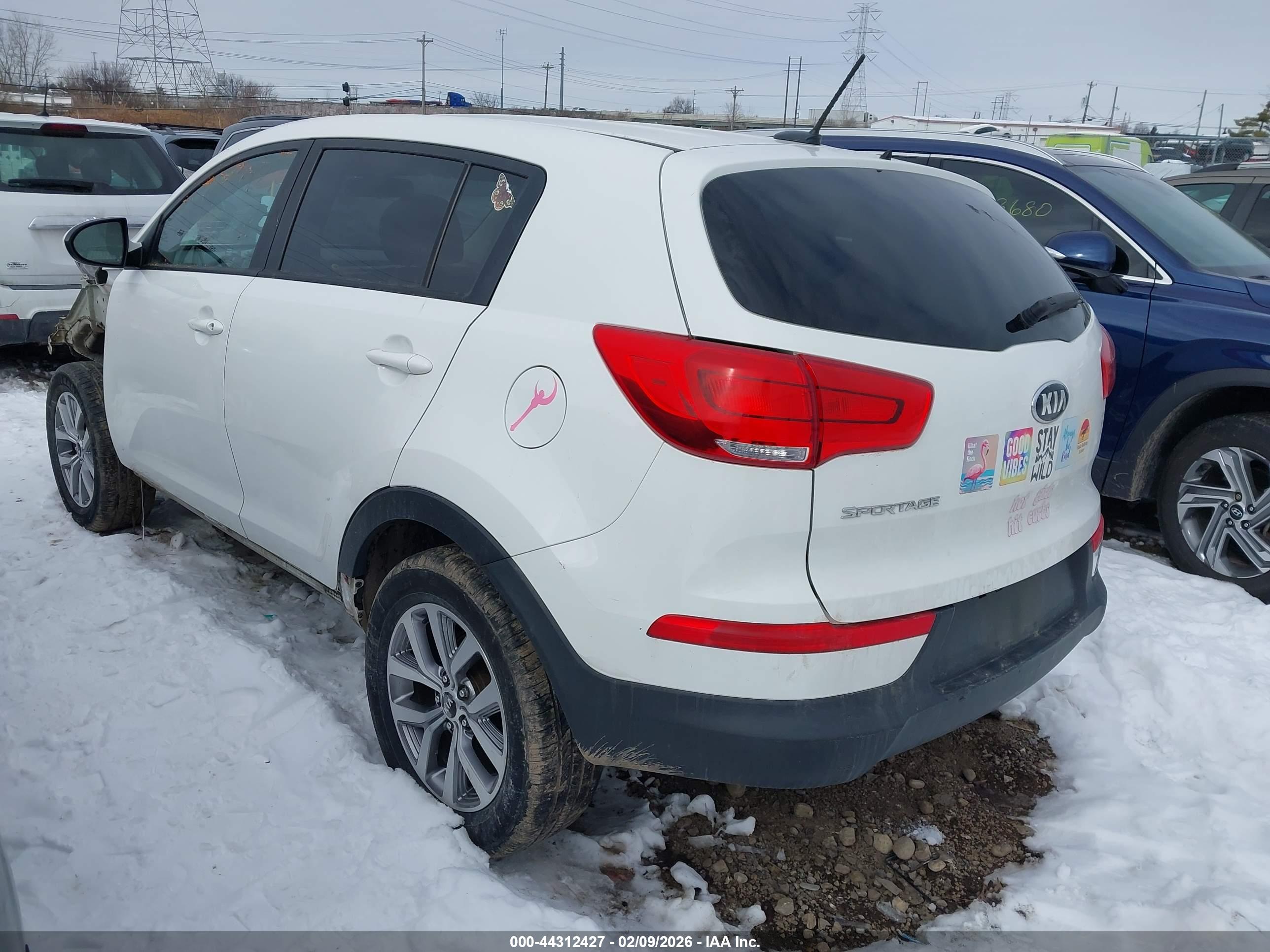 KIA SPORTAGE image 3