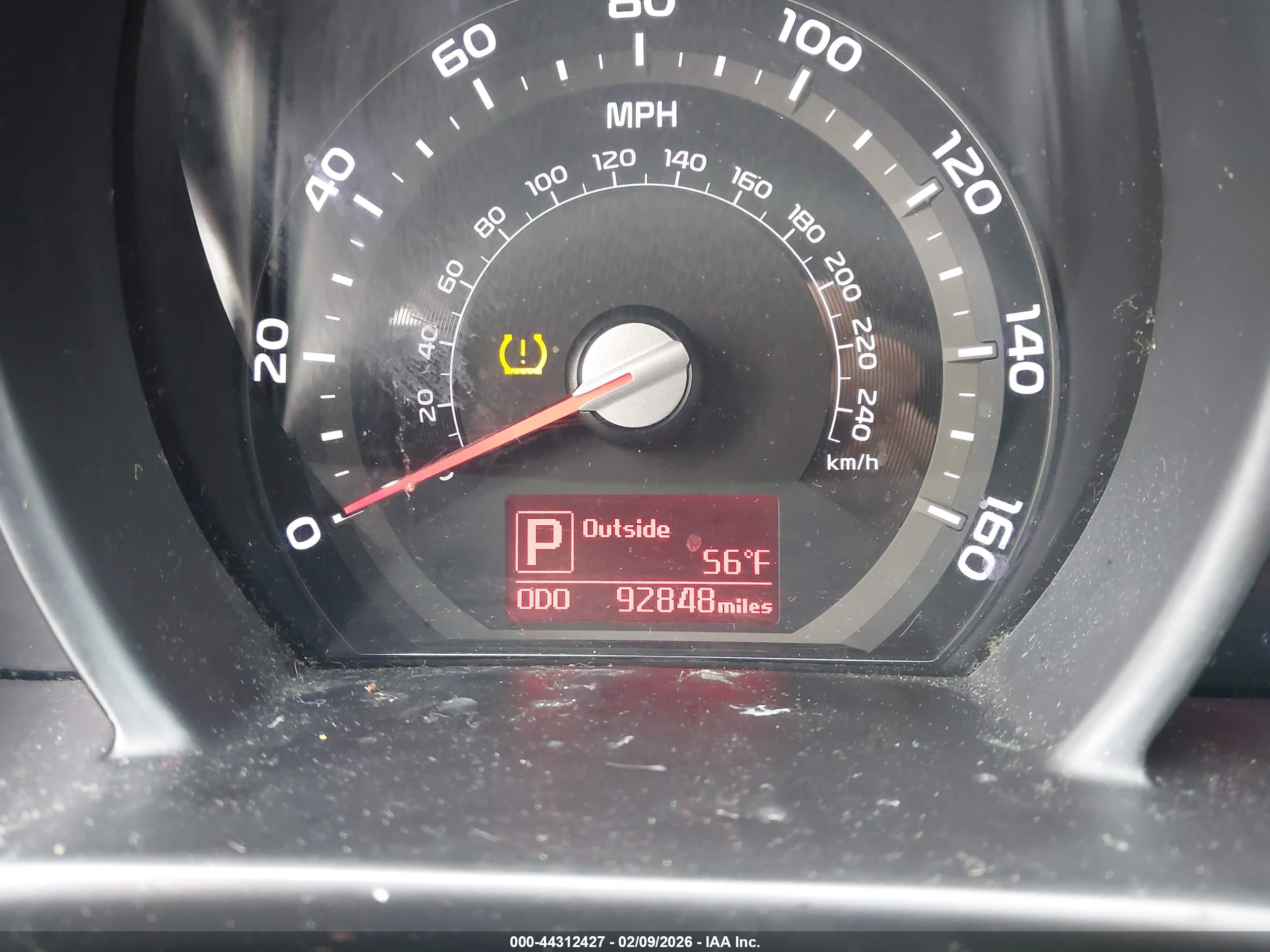 KIA SPORTAGE image 7