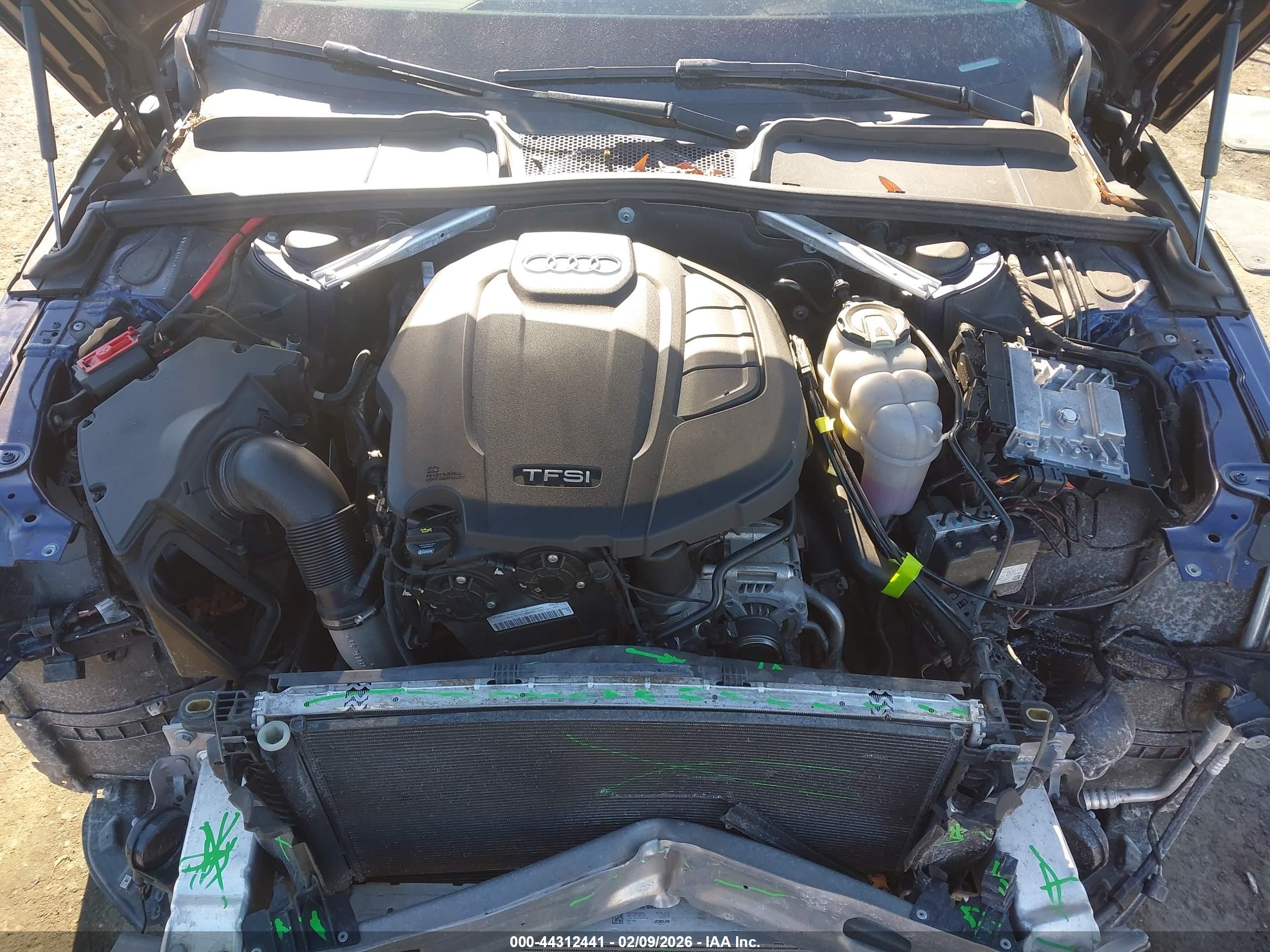 AUDI A4 image 10