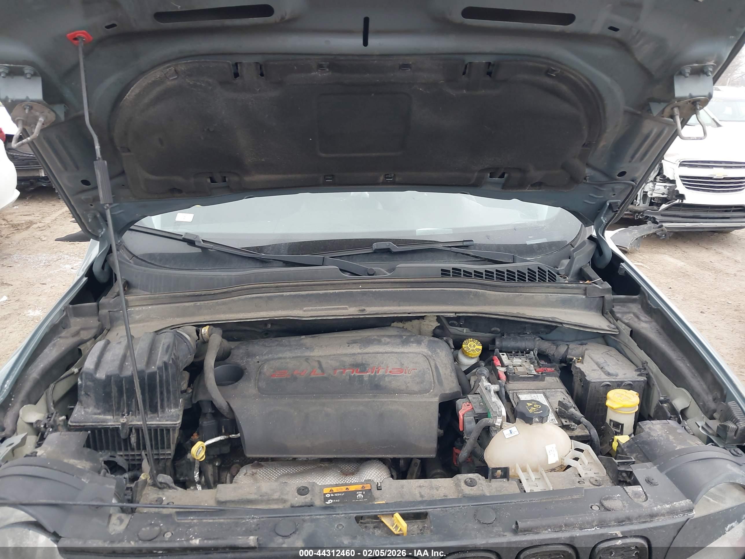 JEEP RENEGADE image 10