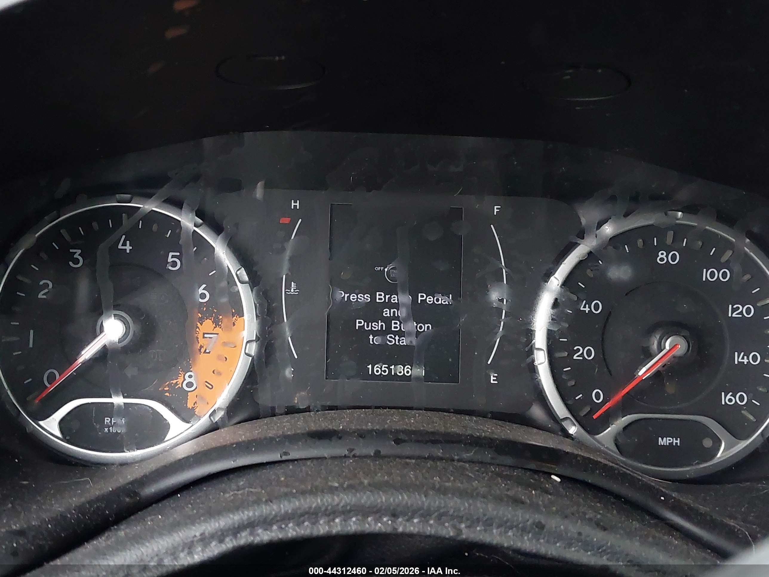 JEEP RENEGADE image 7