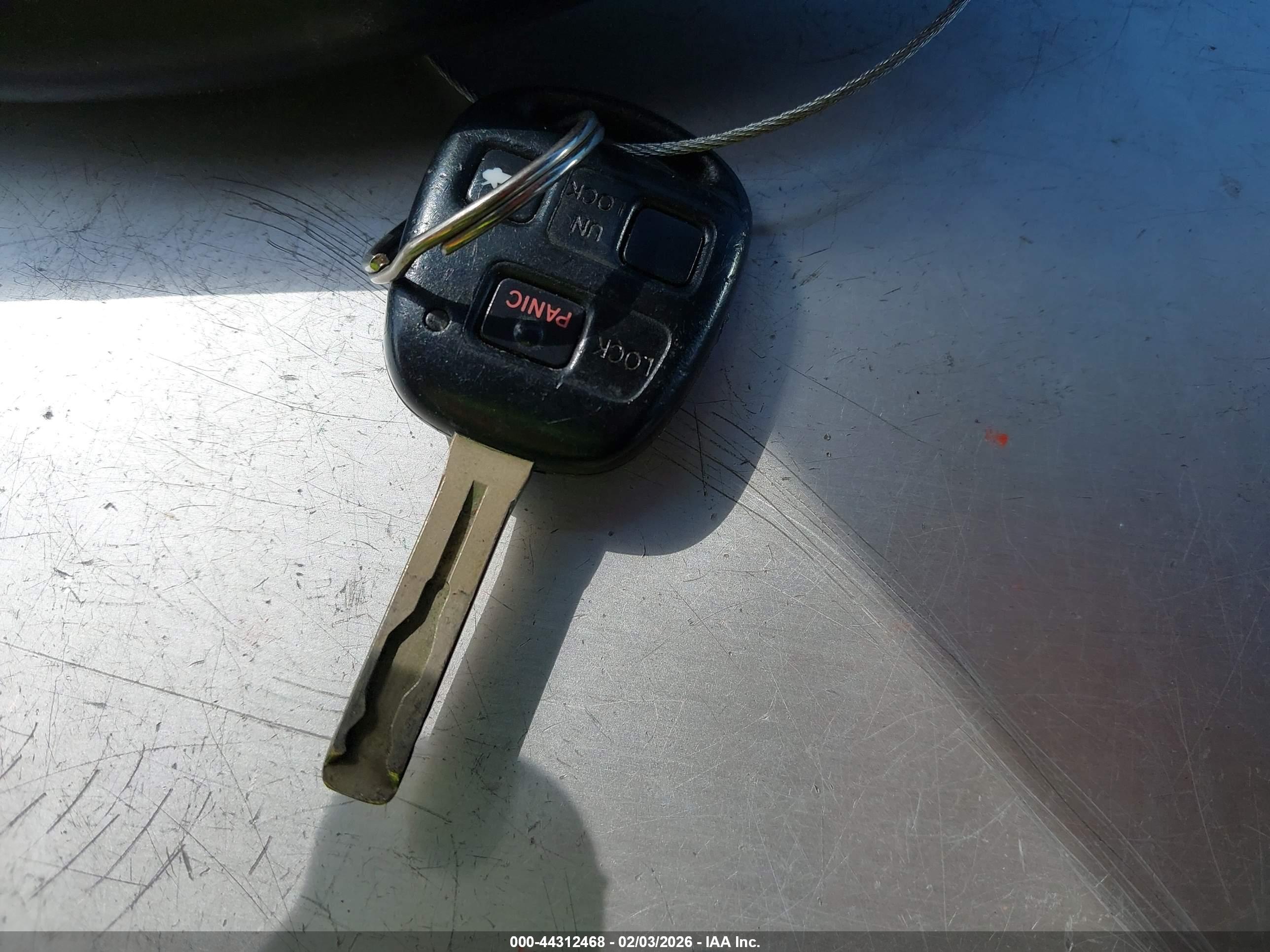 LEXUS IS image 11