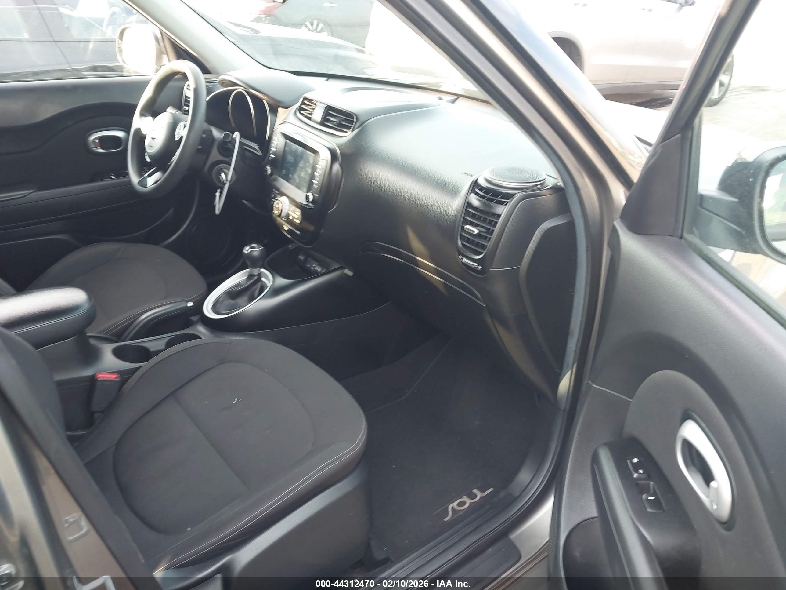 KIA SOUL image 5