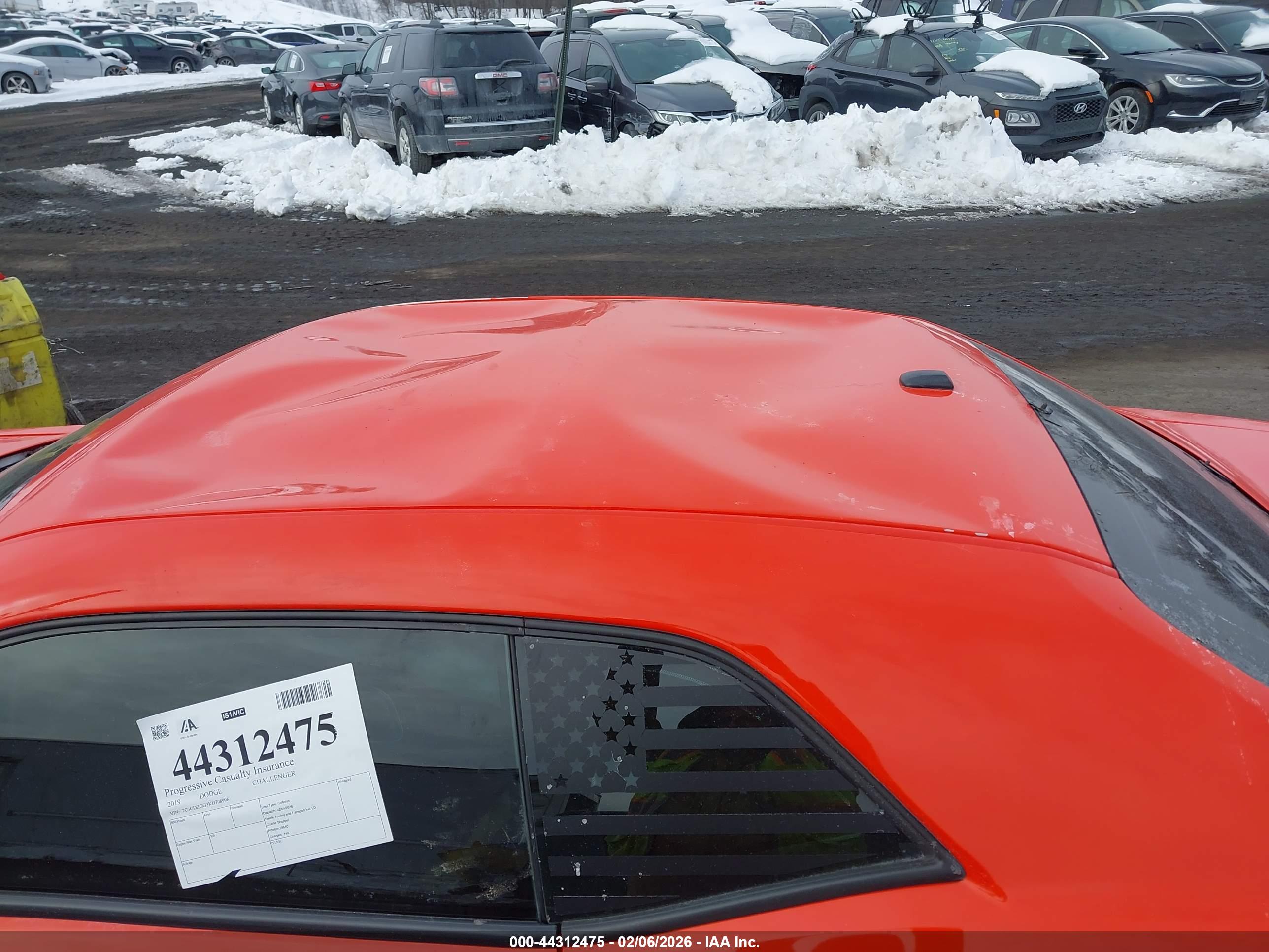 DODGE CHALLENGER image 6