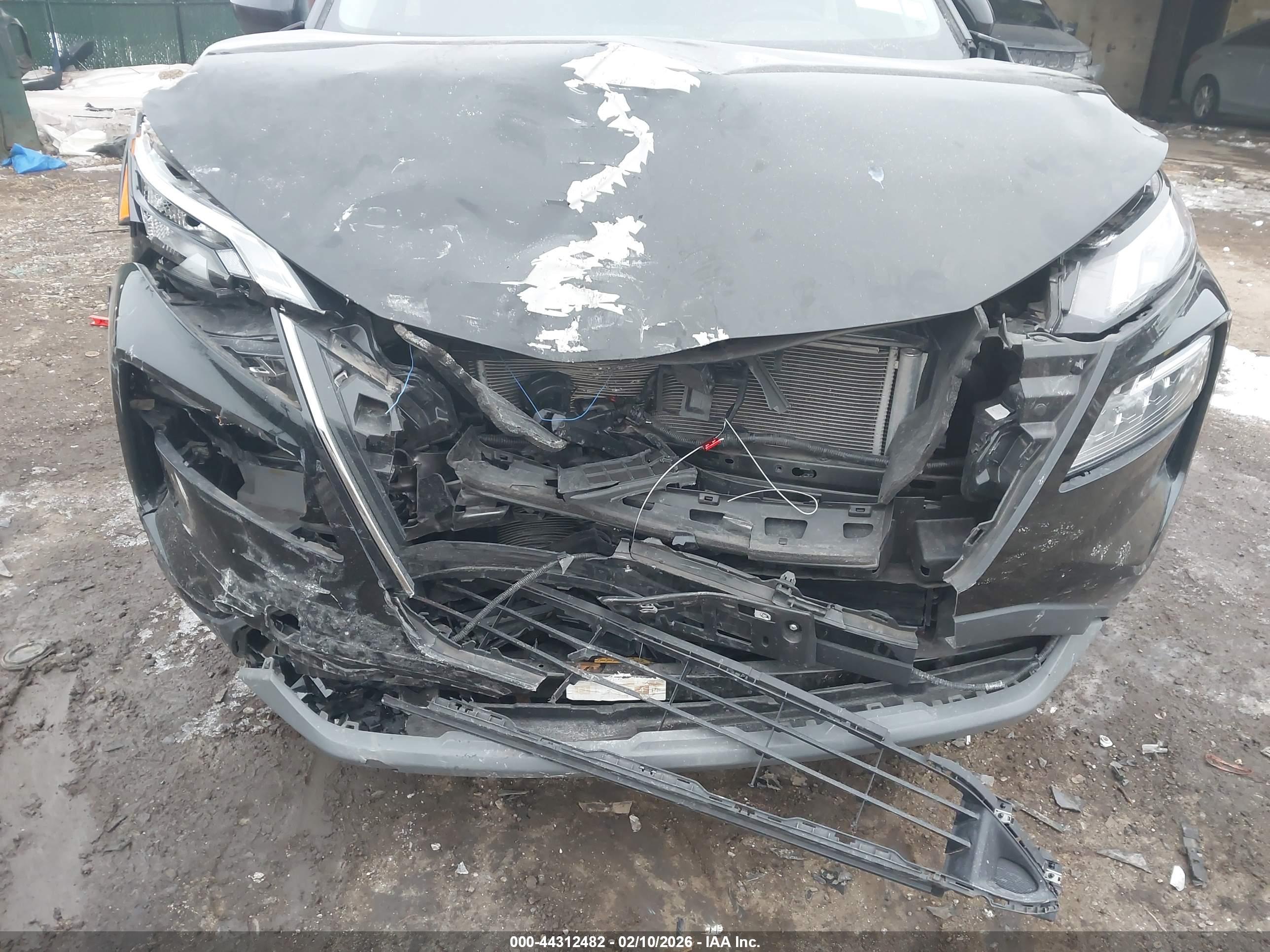 NISSAN ROGUE image 6