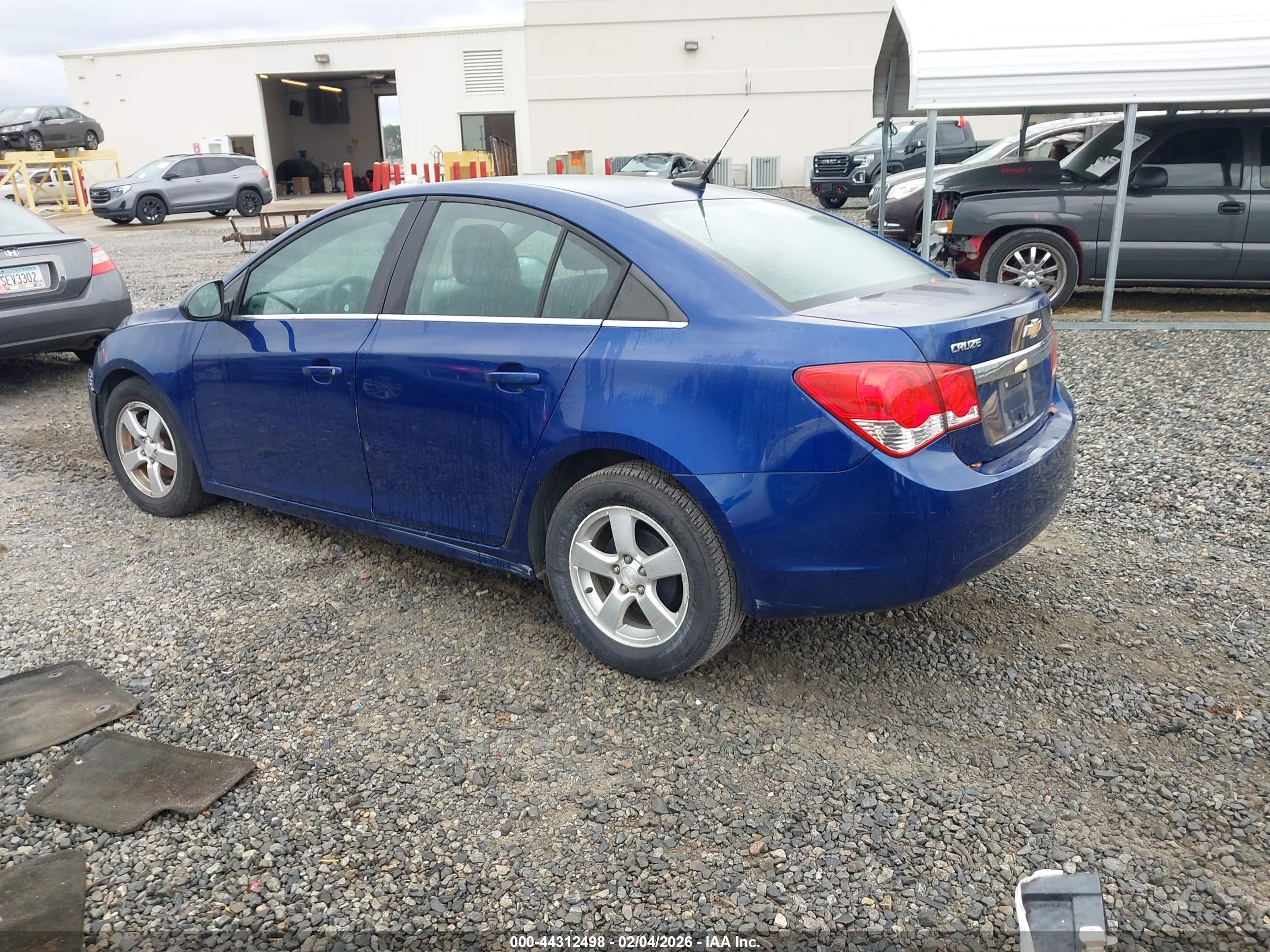 CHEVROLET CRUZE image 3