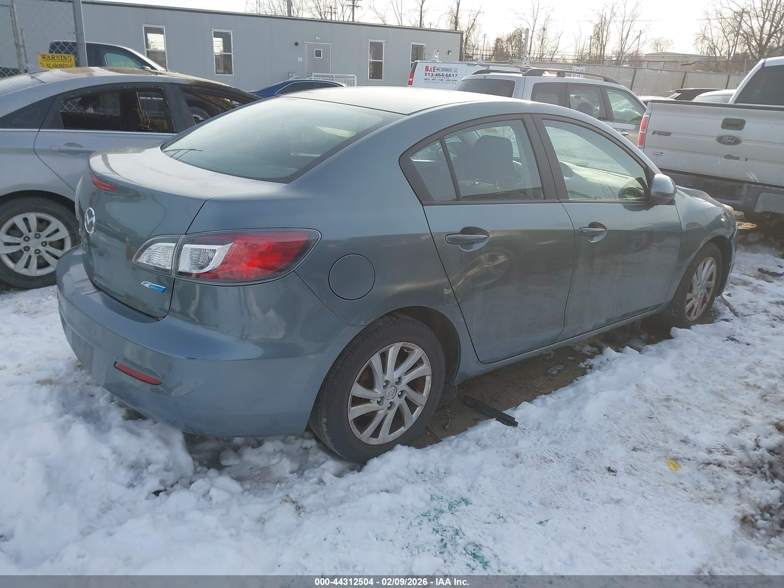 MAZDA MAZDA3 image 4
