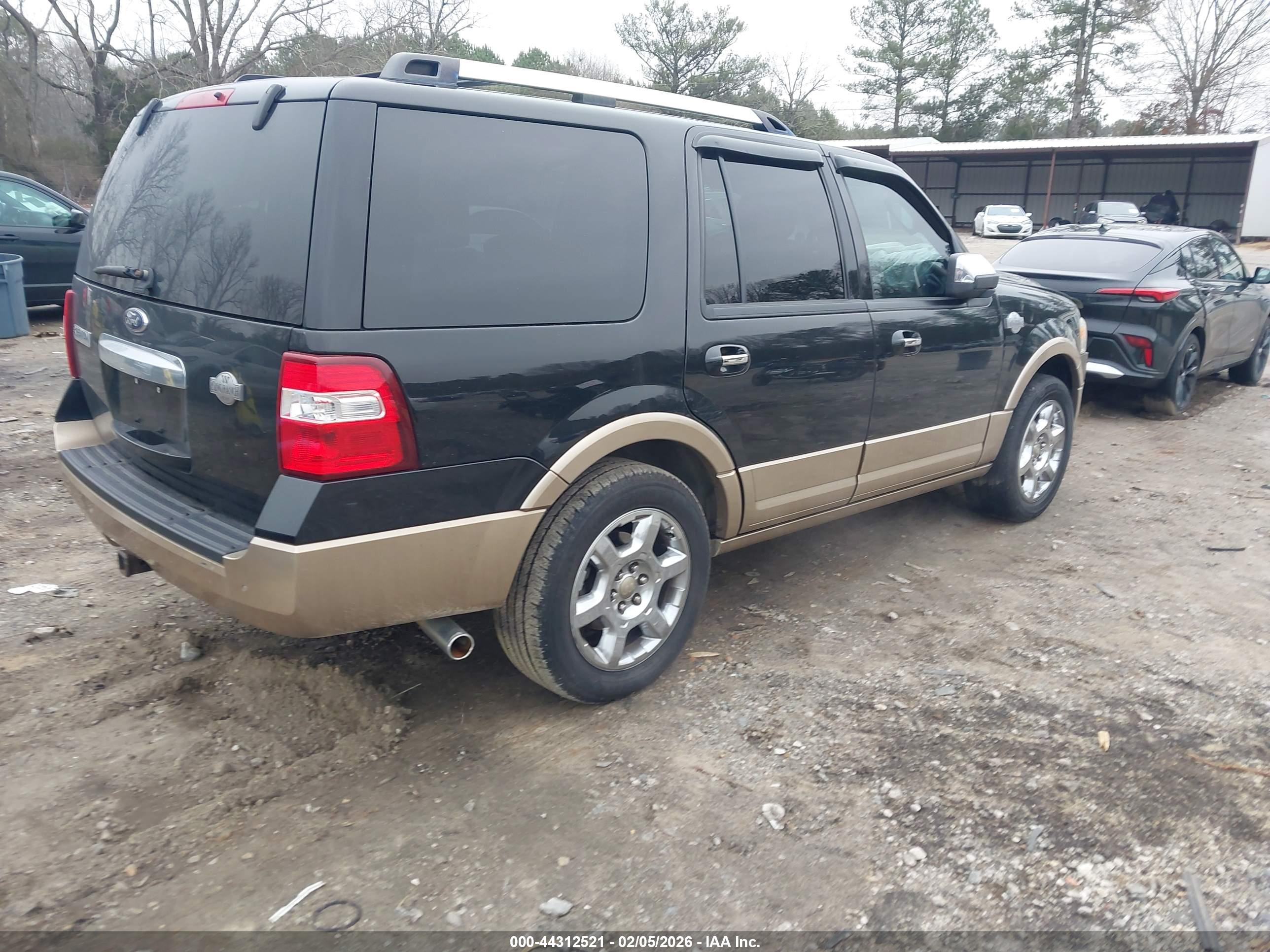 FORD EXPEDITION image 4