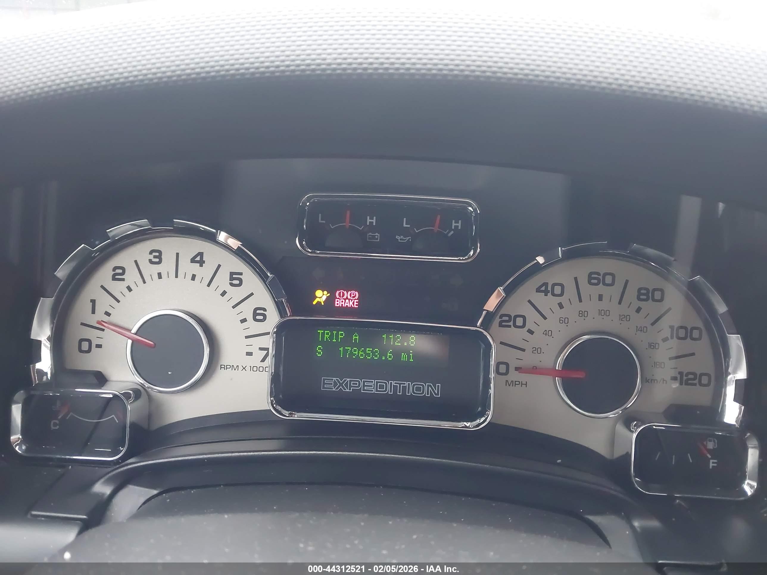 FORD EXPEDITION image 7
