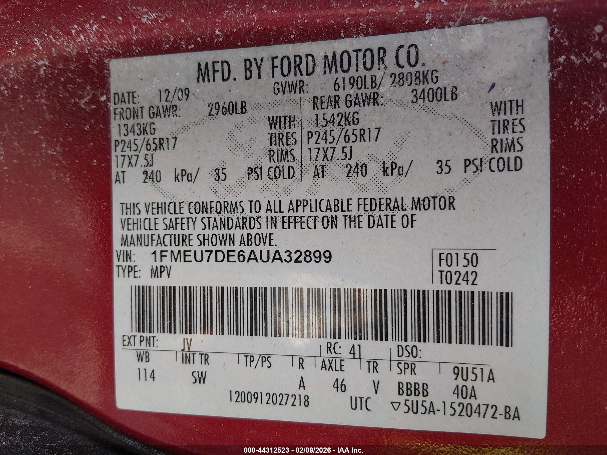 FORD EXPLORER image 9