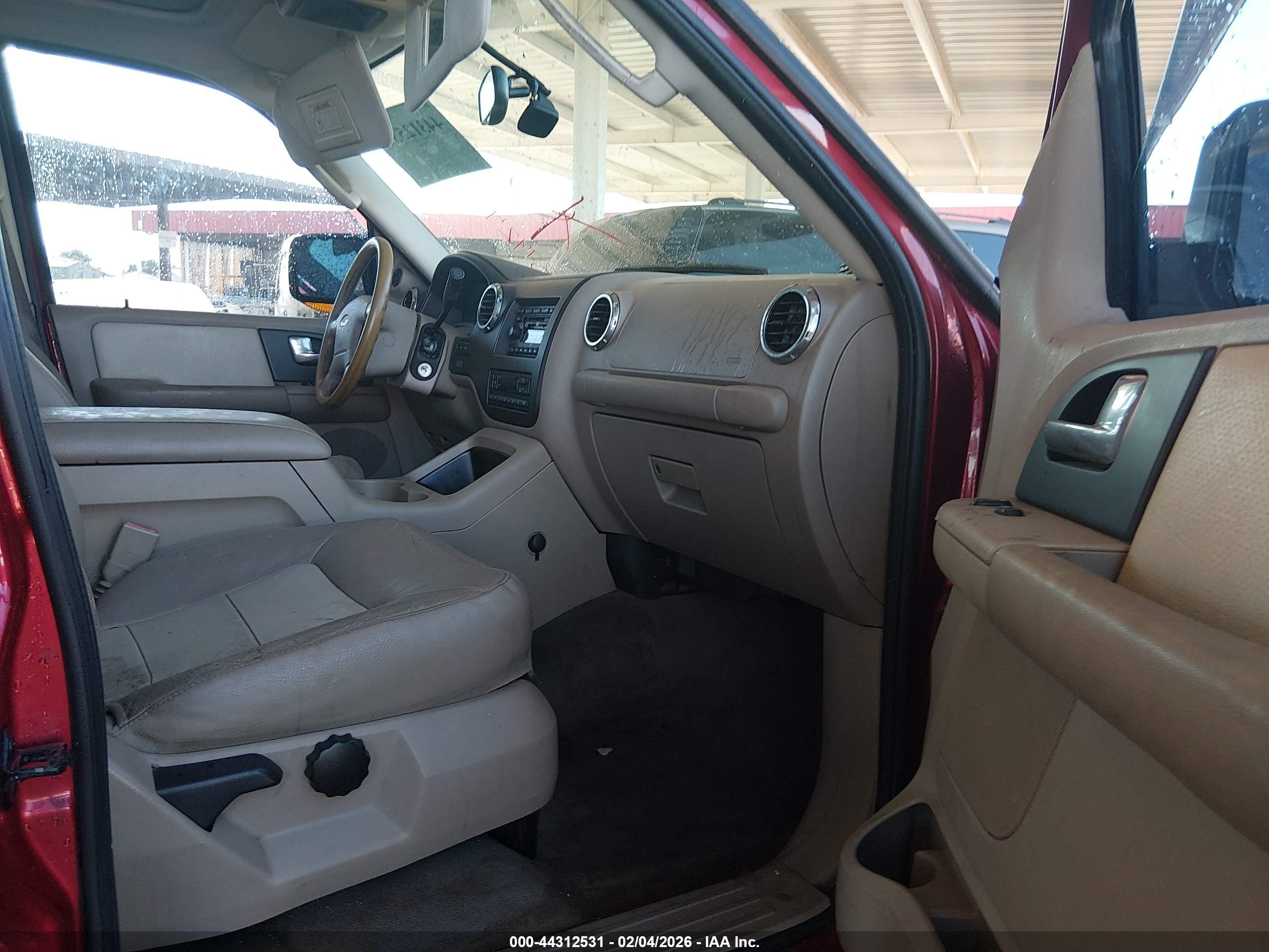 FORD EXPEDITION image 5