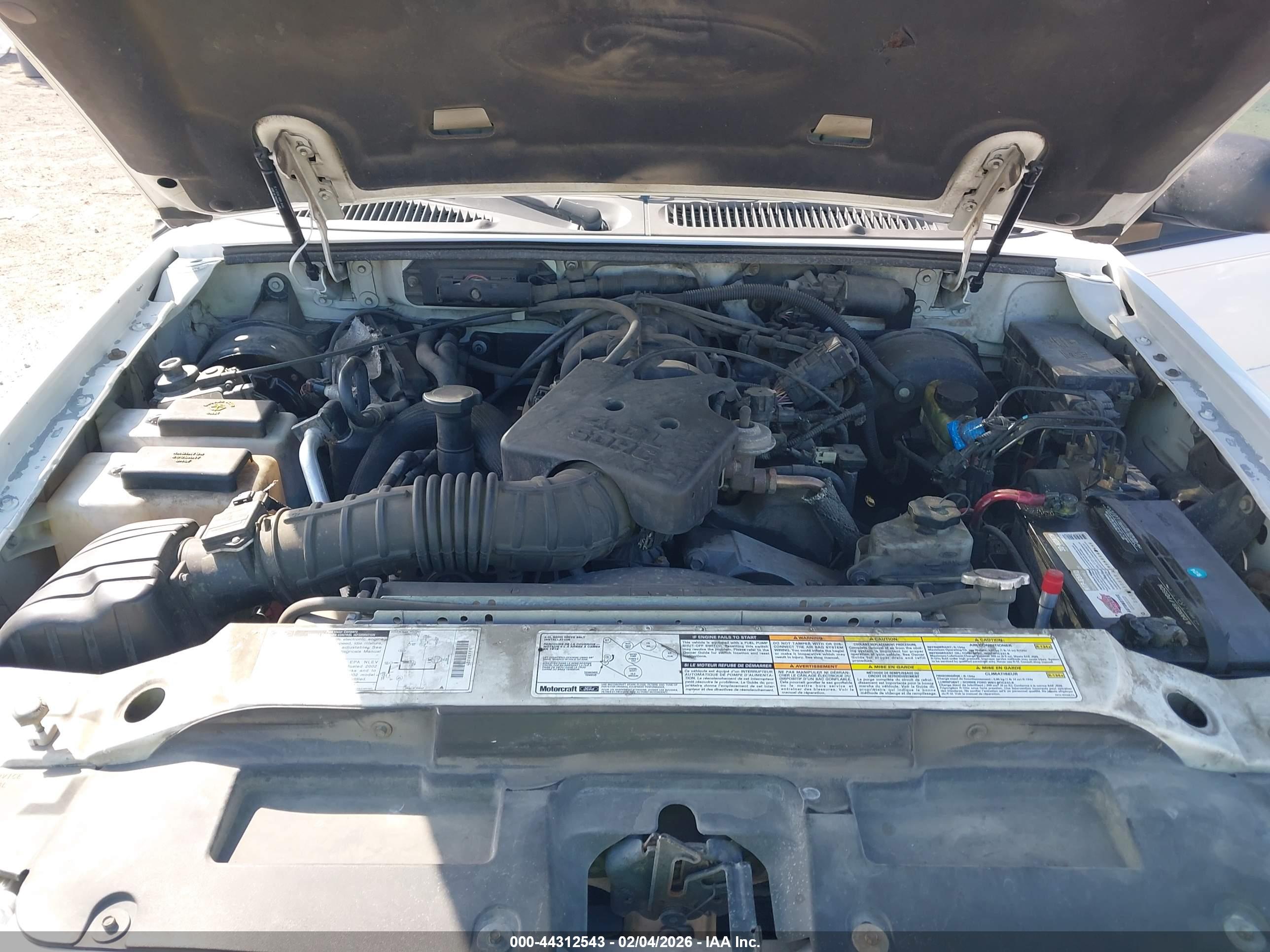 FORD EXPLORER image 10