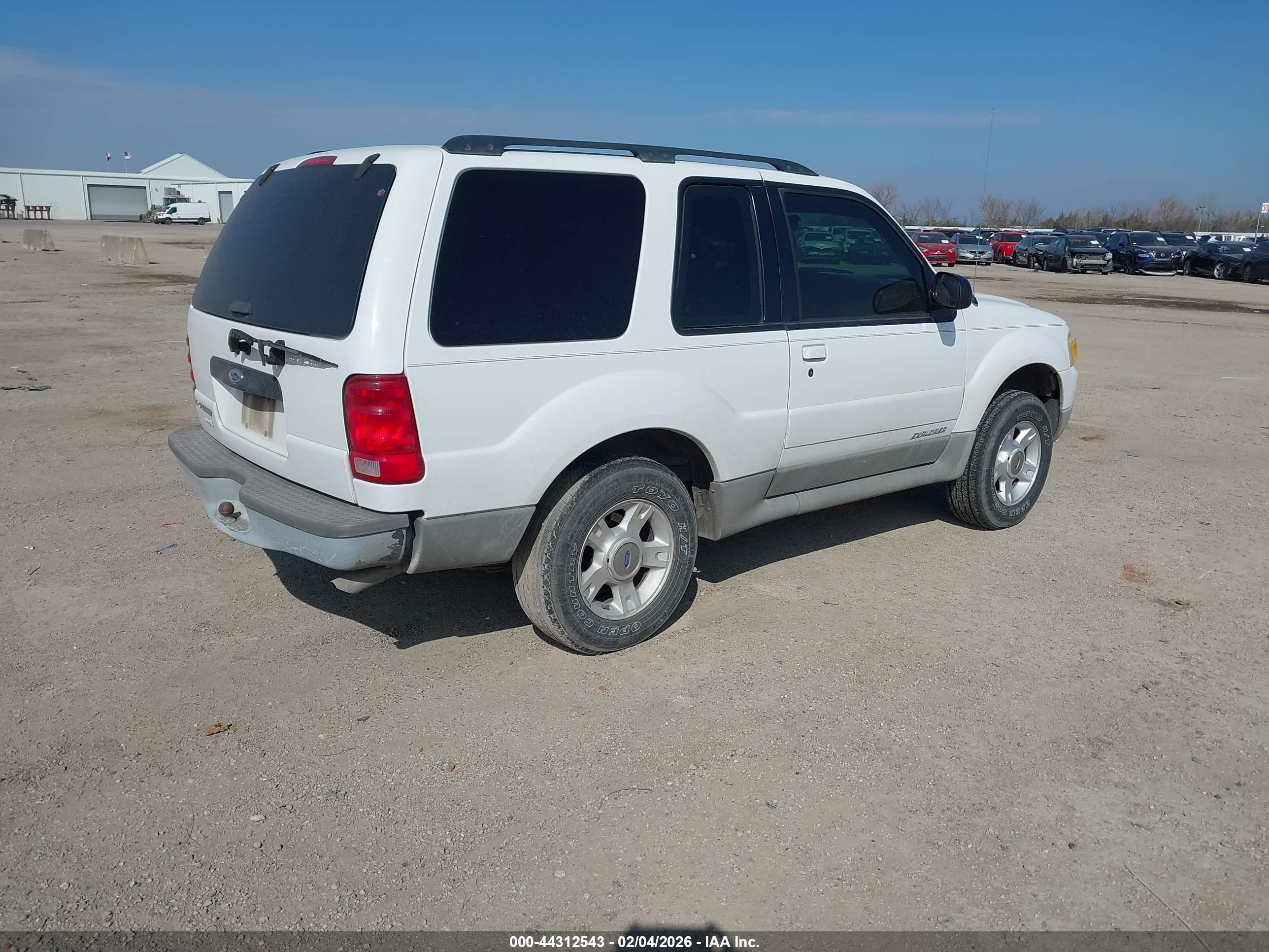 FORD EXPLORER image 4