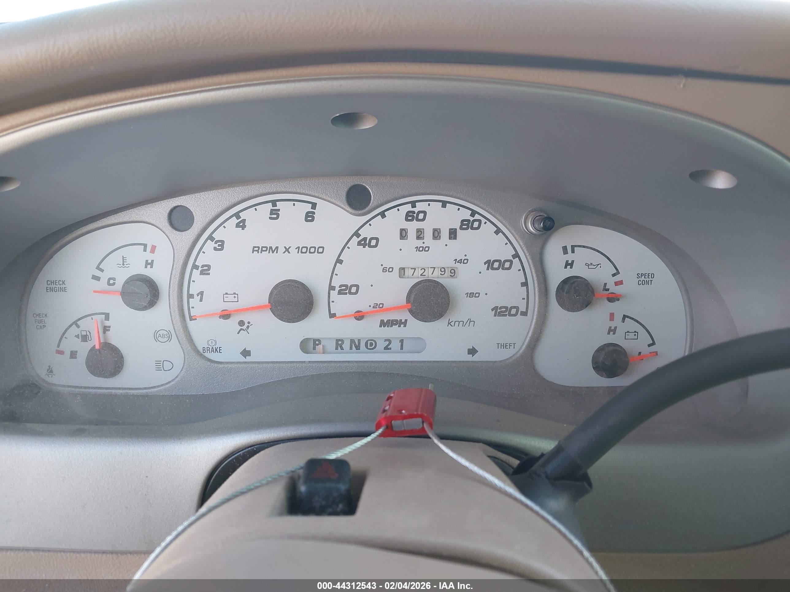 FORD EXPLORER image 7