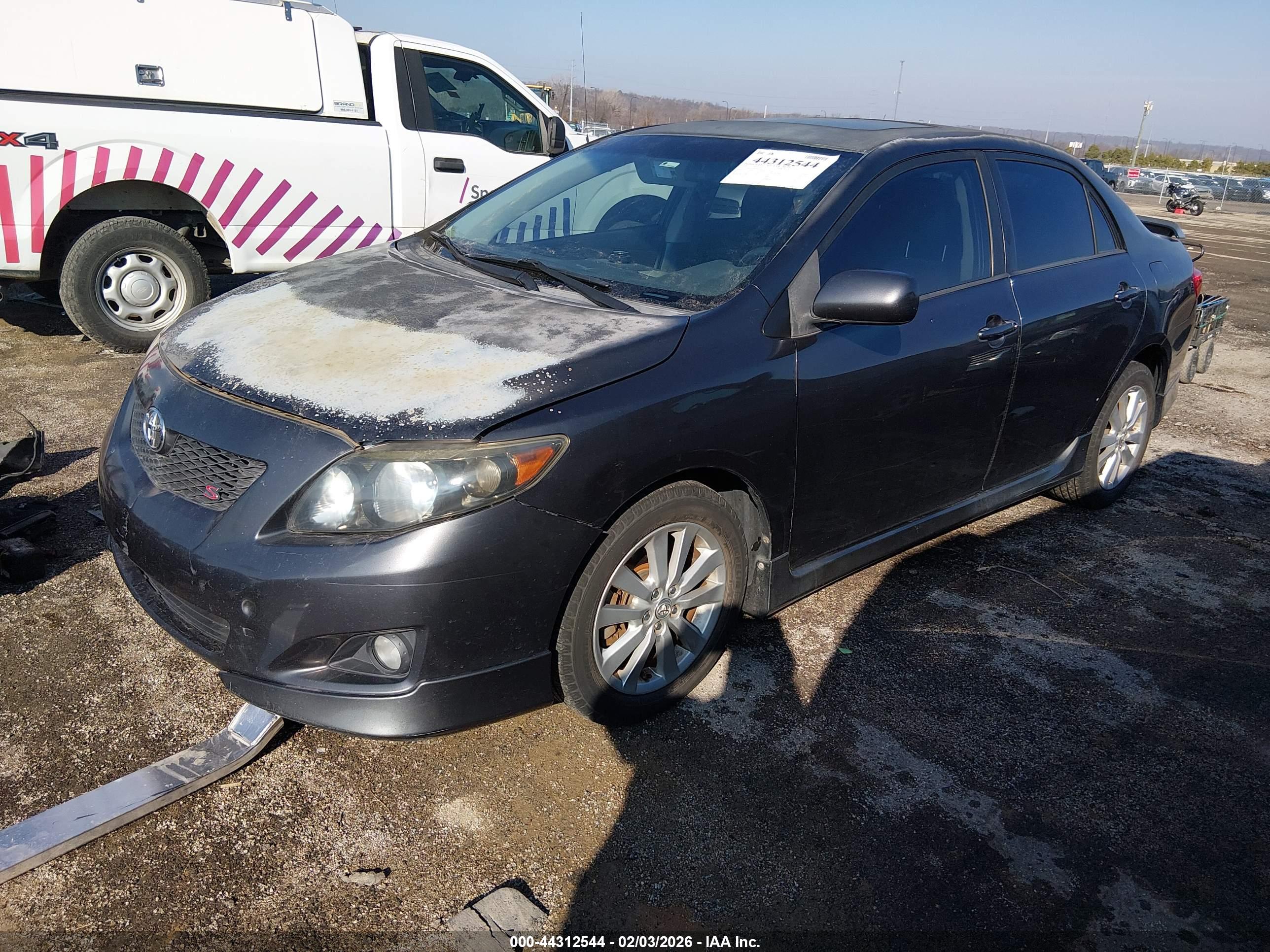TOYOTA COROLLA image 2