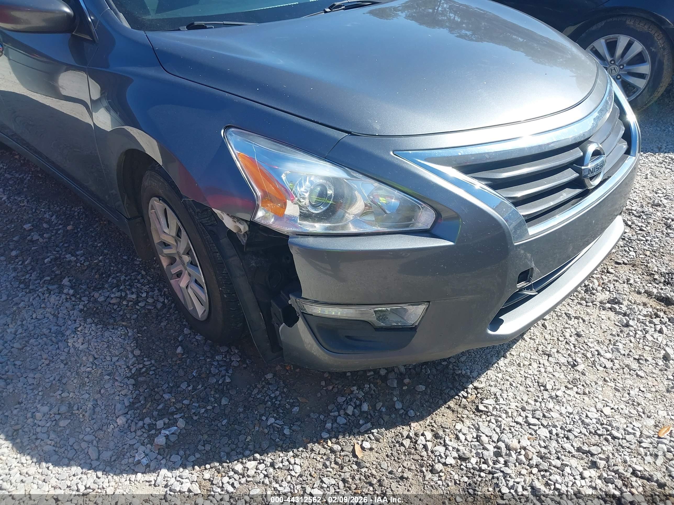 NISSAN ALTIMA image 6