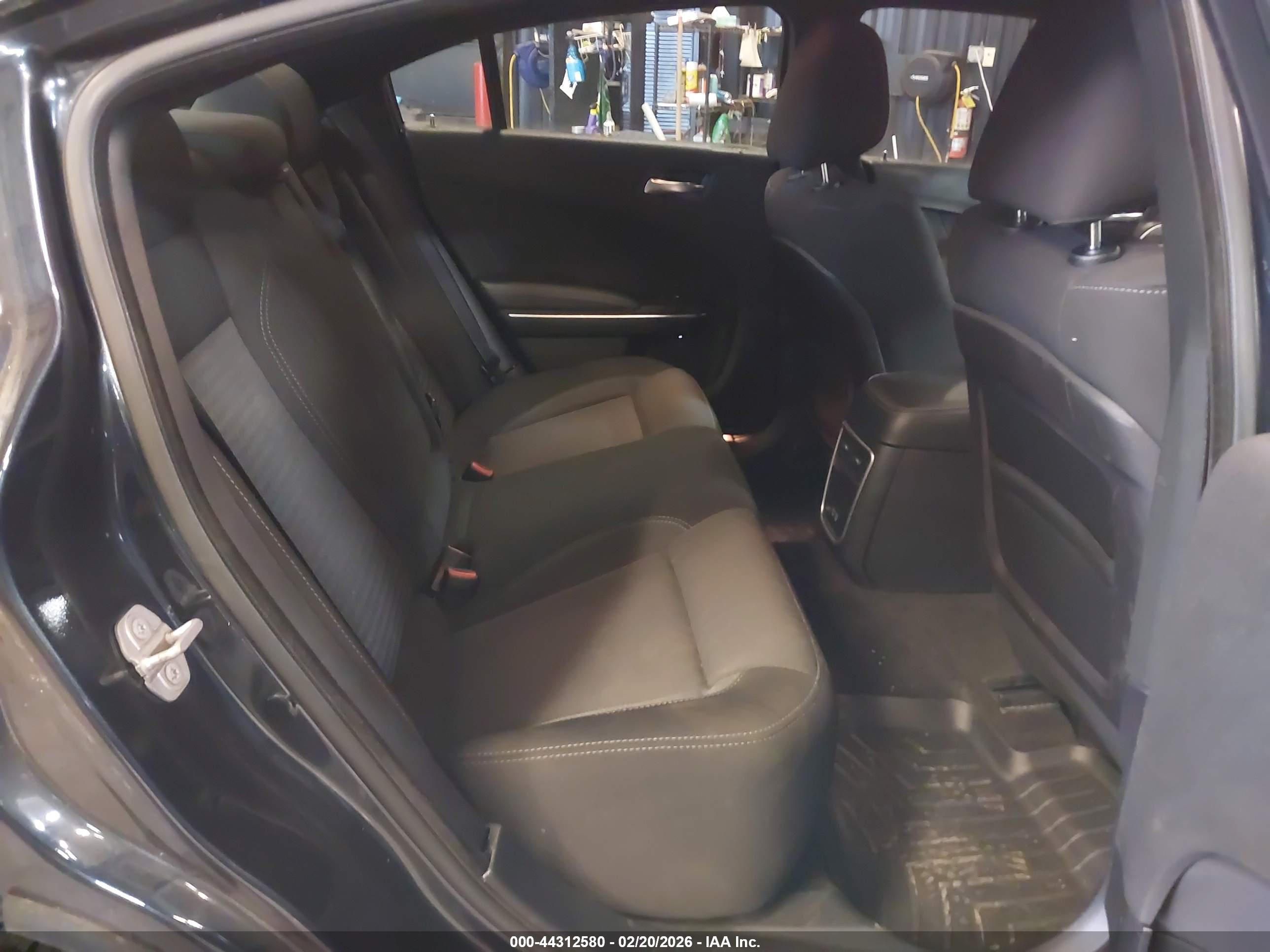 DODGE CHARGER image 8