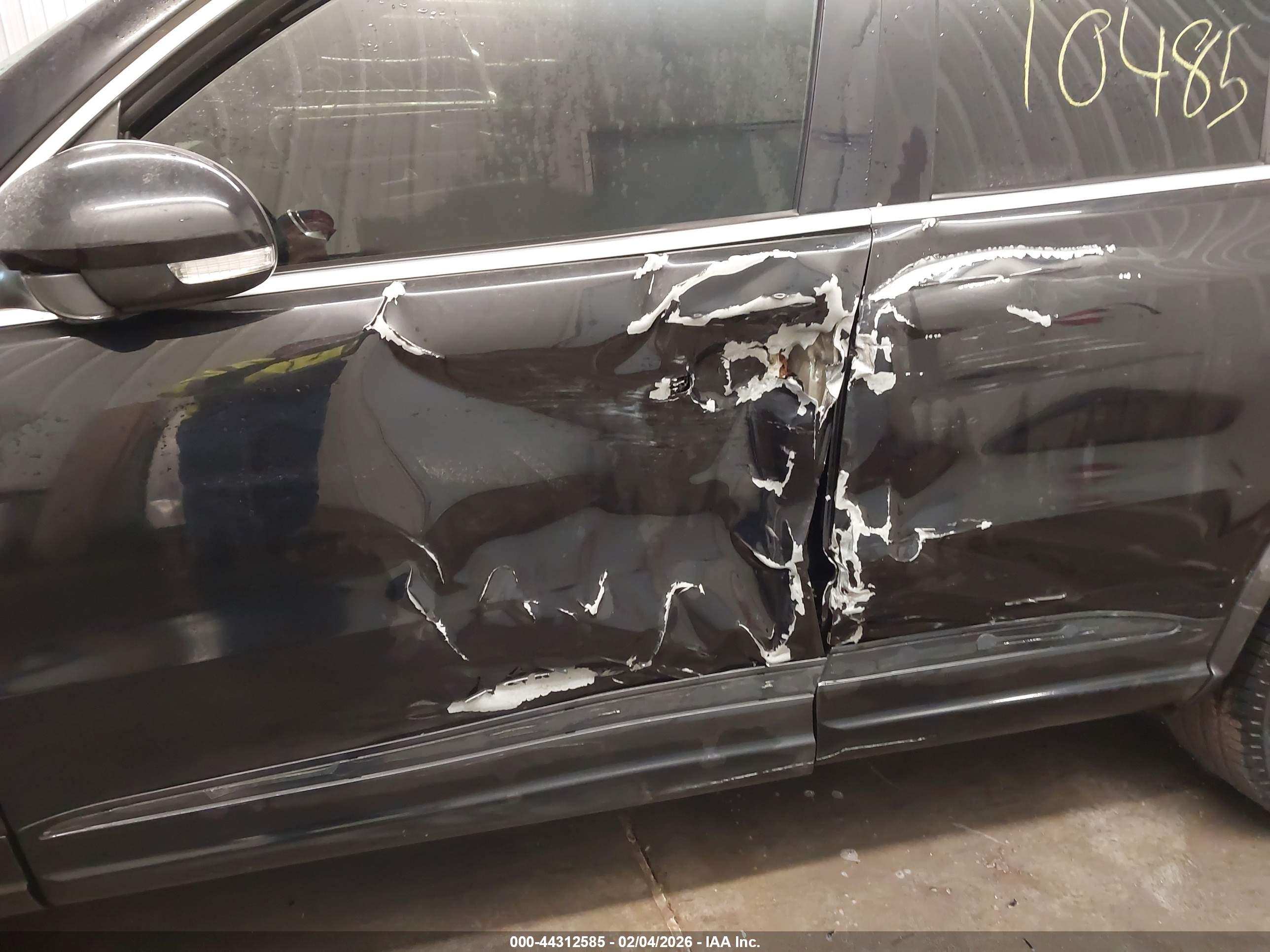 VOLKSWAGEN TIGUAN image 6