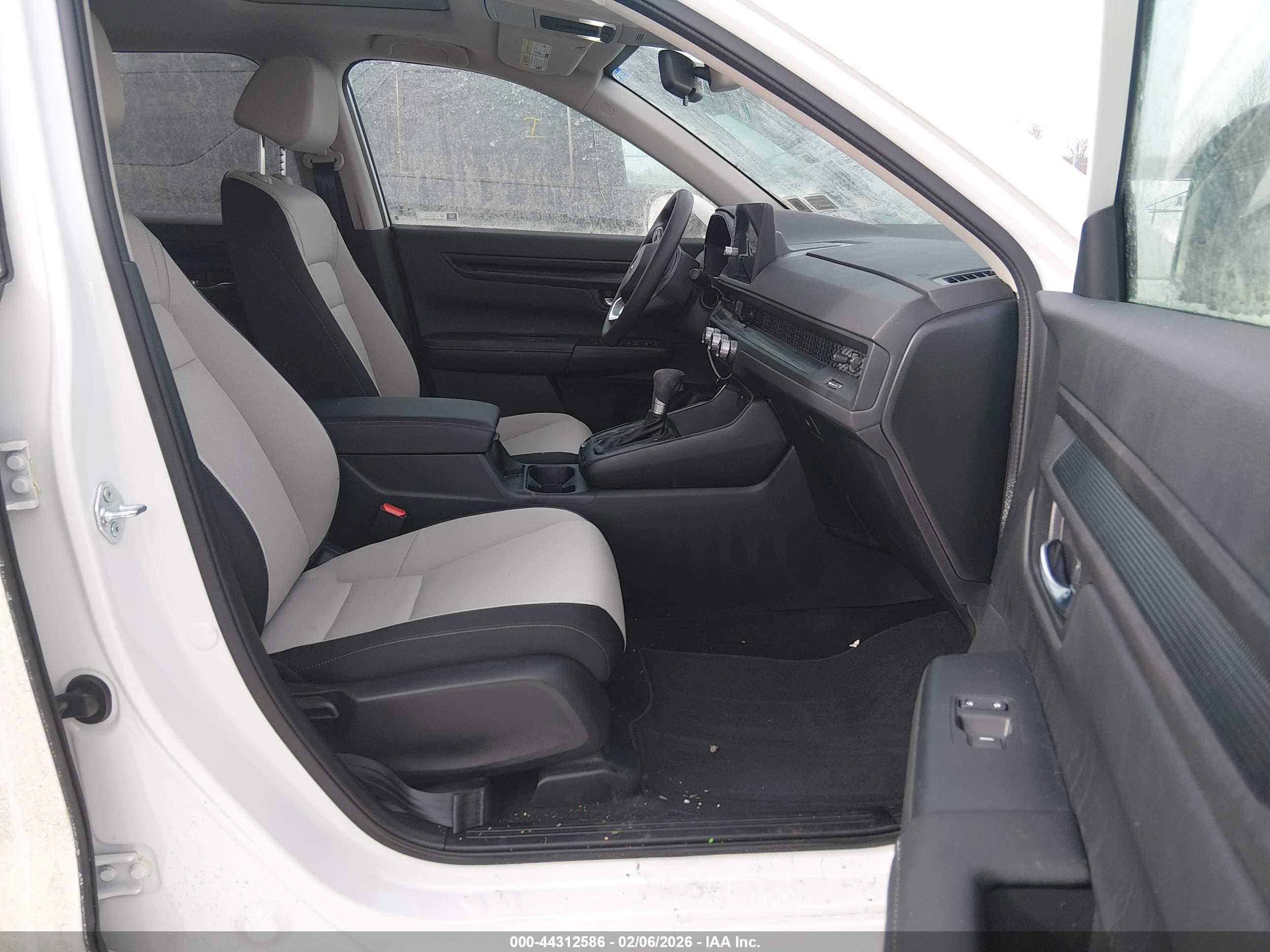 HONDA CR-V image 5