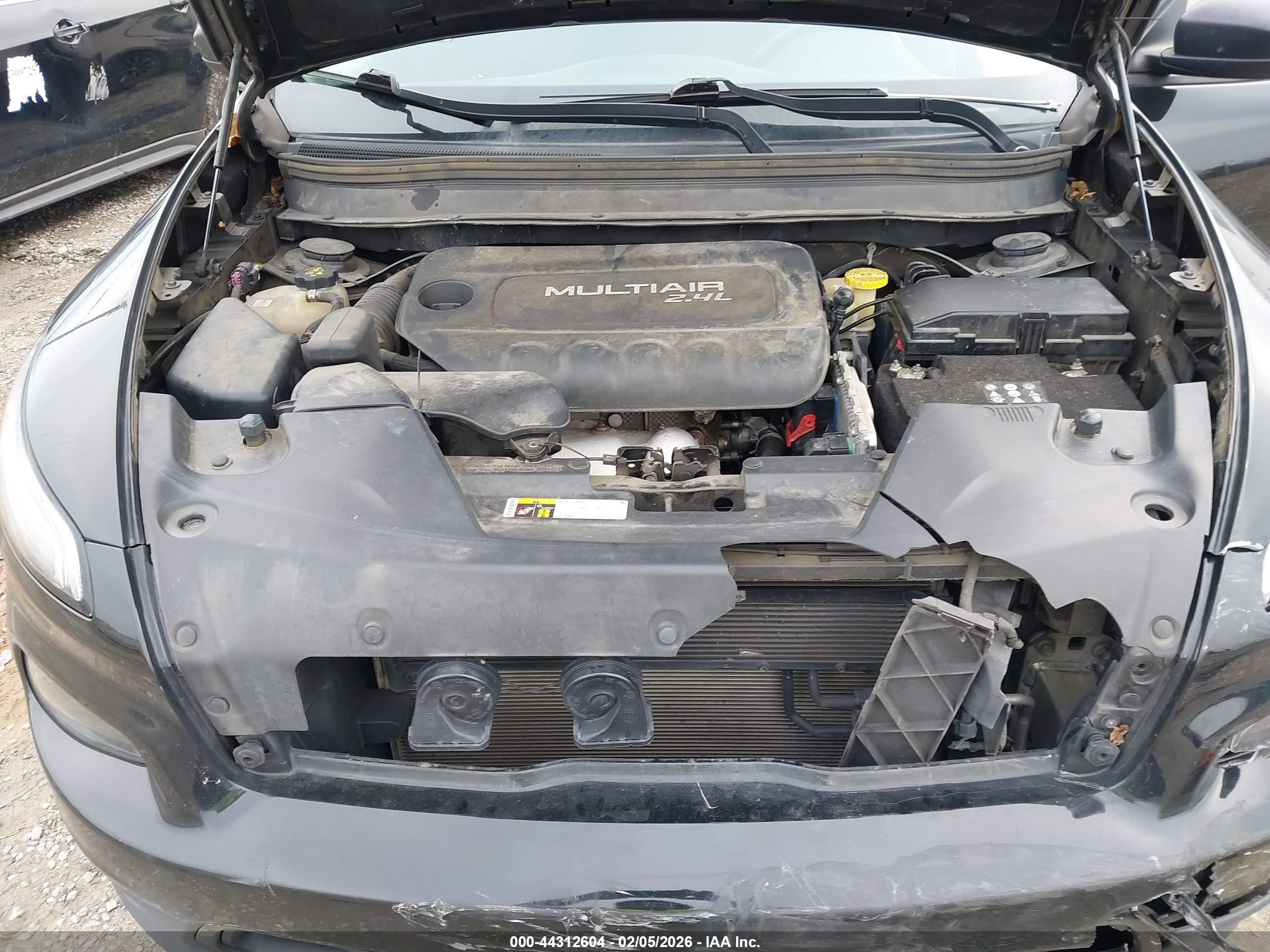 JEEP CHEROKEE image 10