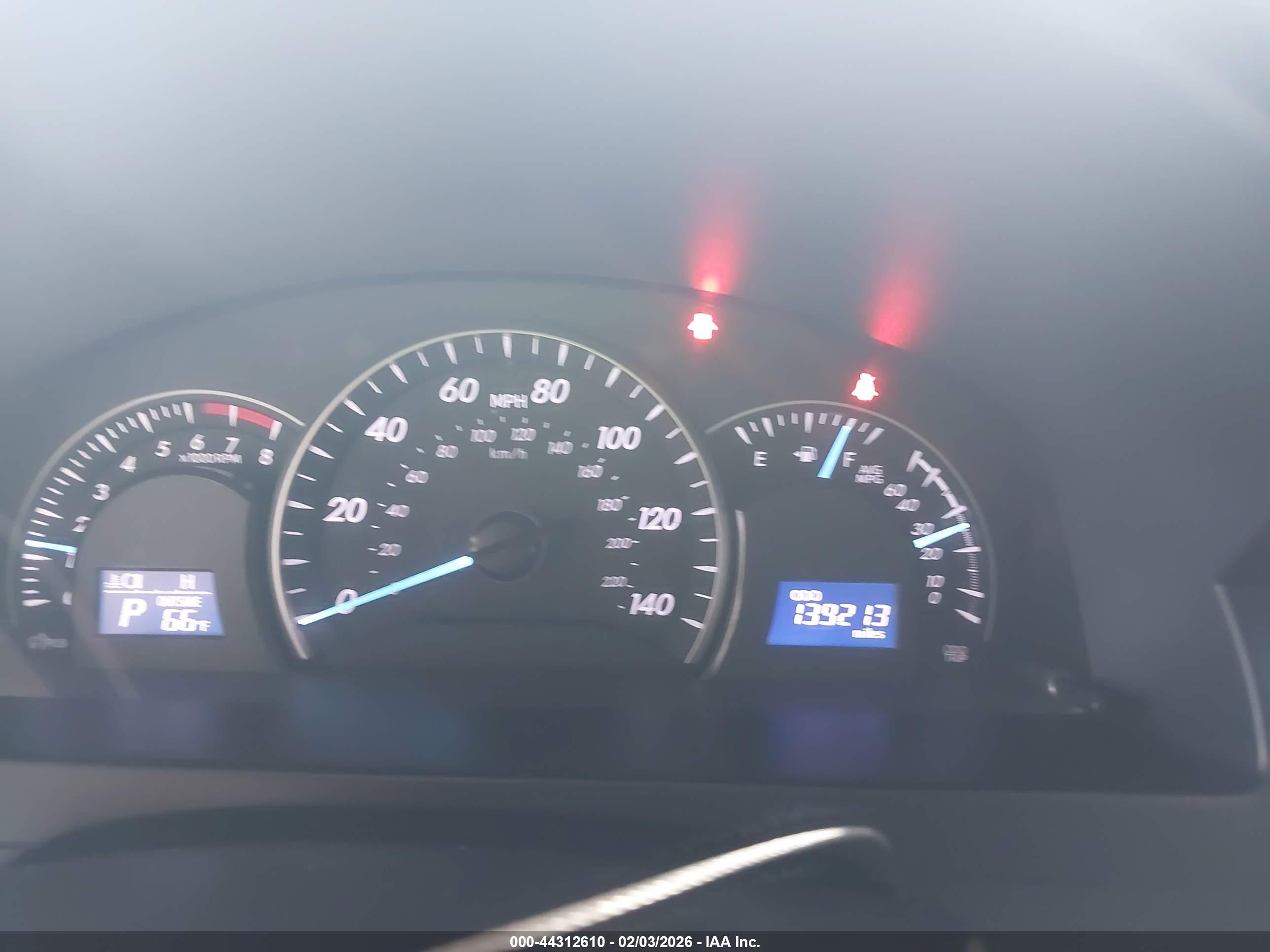 TOYOTA CAMRY image 7
