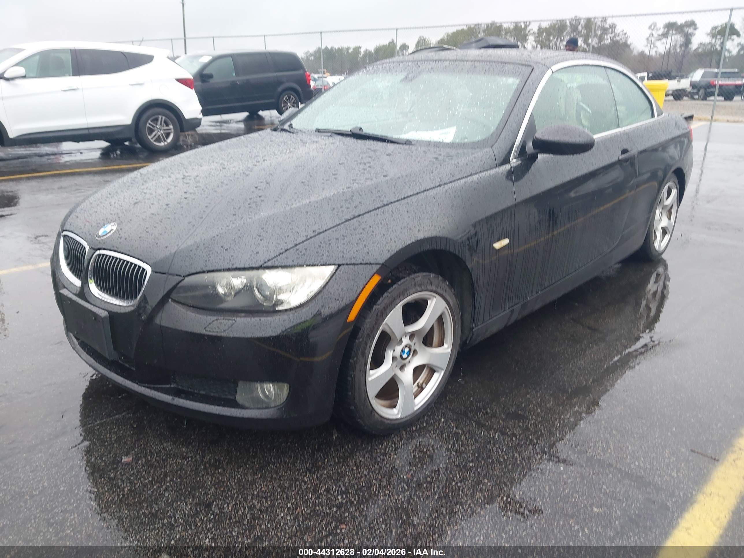 BMW 328I image 2