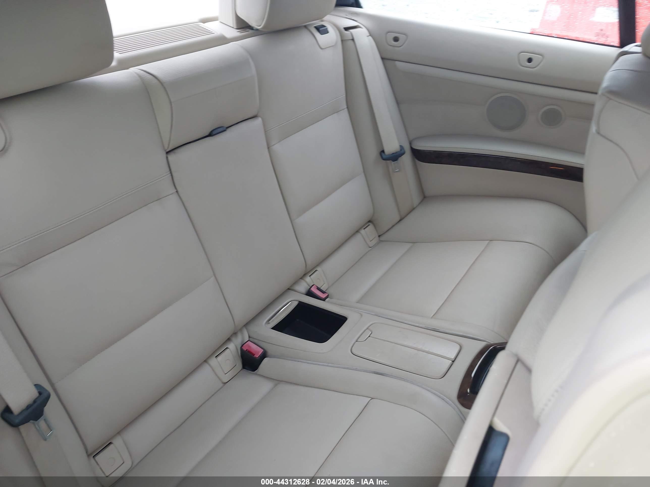 BMW 328I image 8